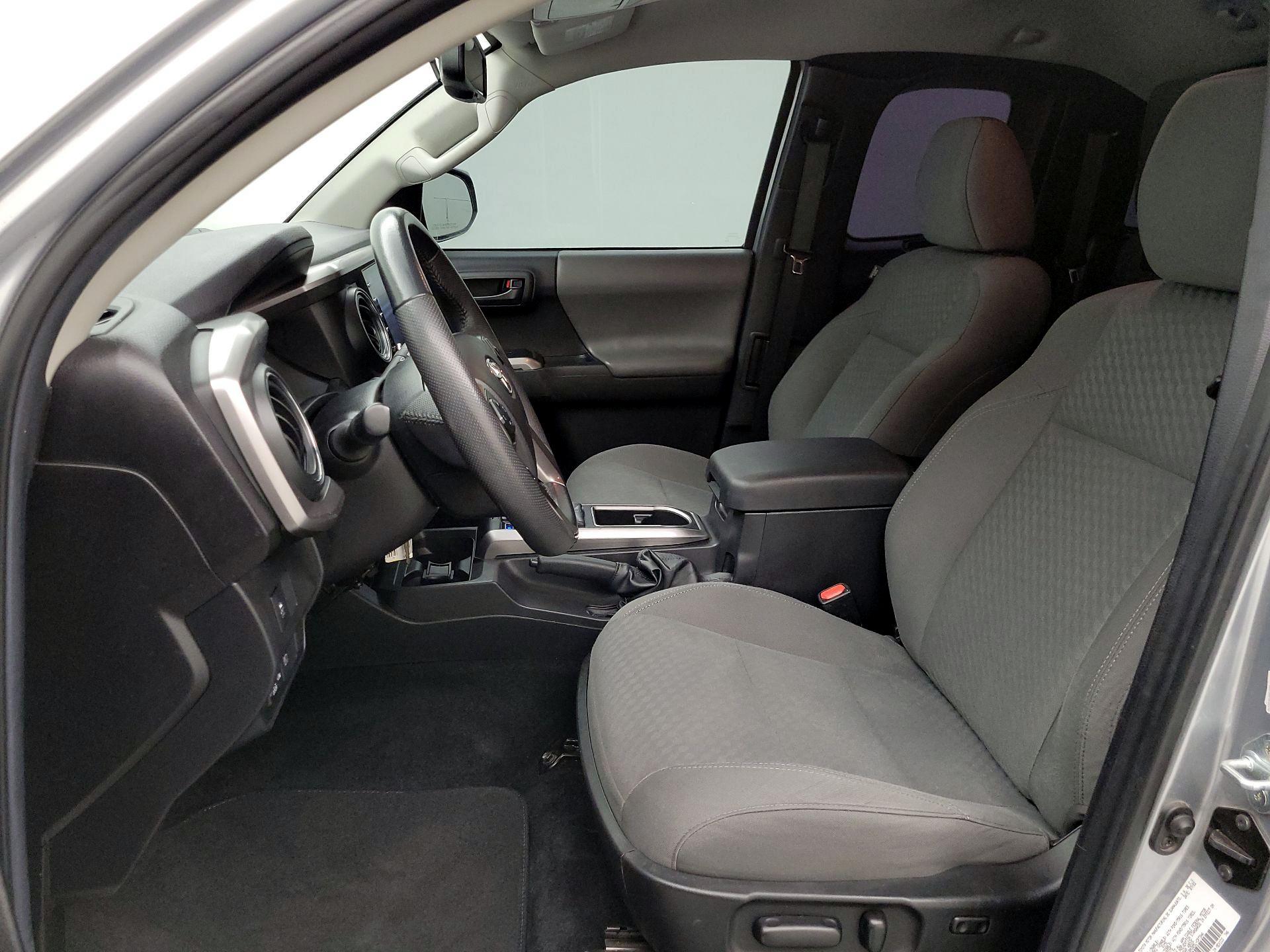 Thumbnail: 2022 Toyota Tacoma - 11