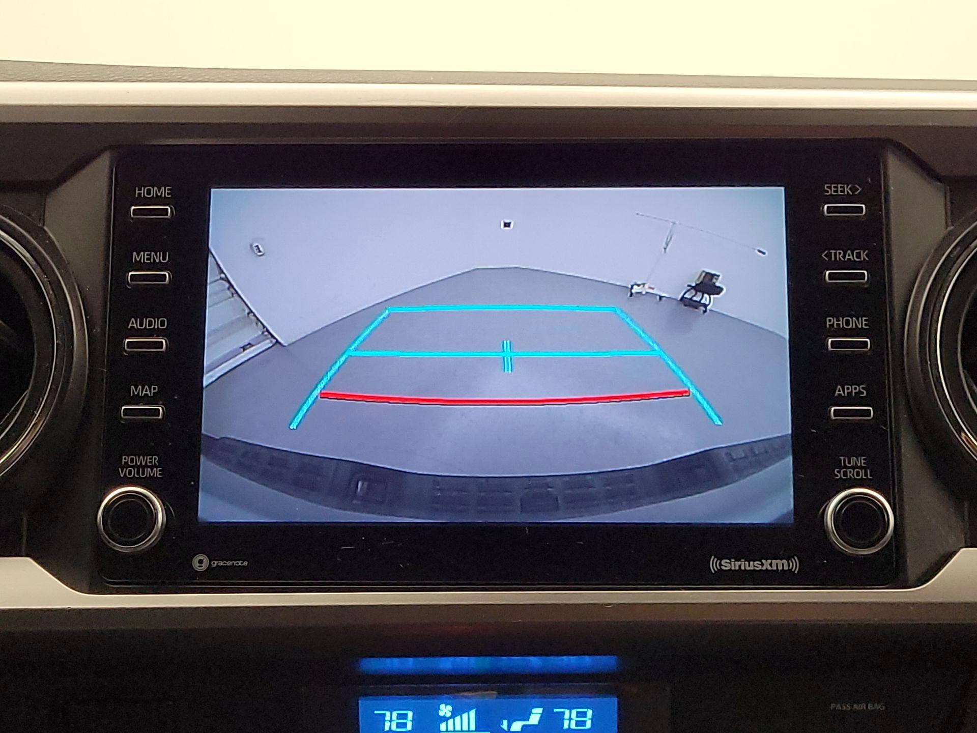 Thumbnail: 2022 Toyota Tacoma - 15