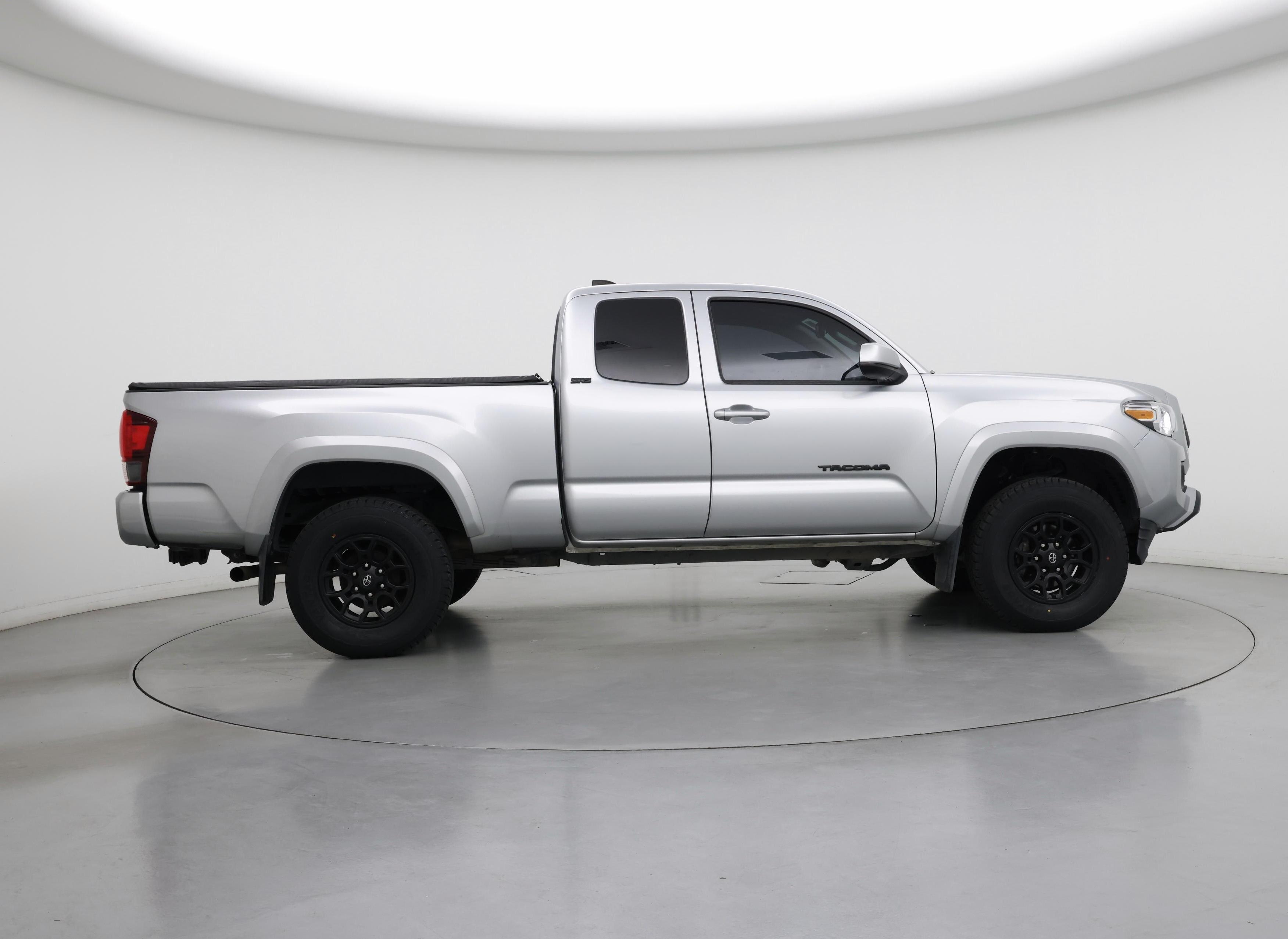 Thumbnail: 2022 Toyota Tacoma - 7