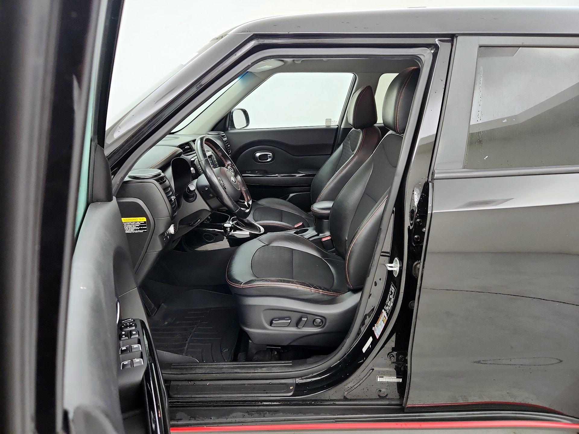 Thumbnail: 2018 Kia Soul - 11