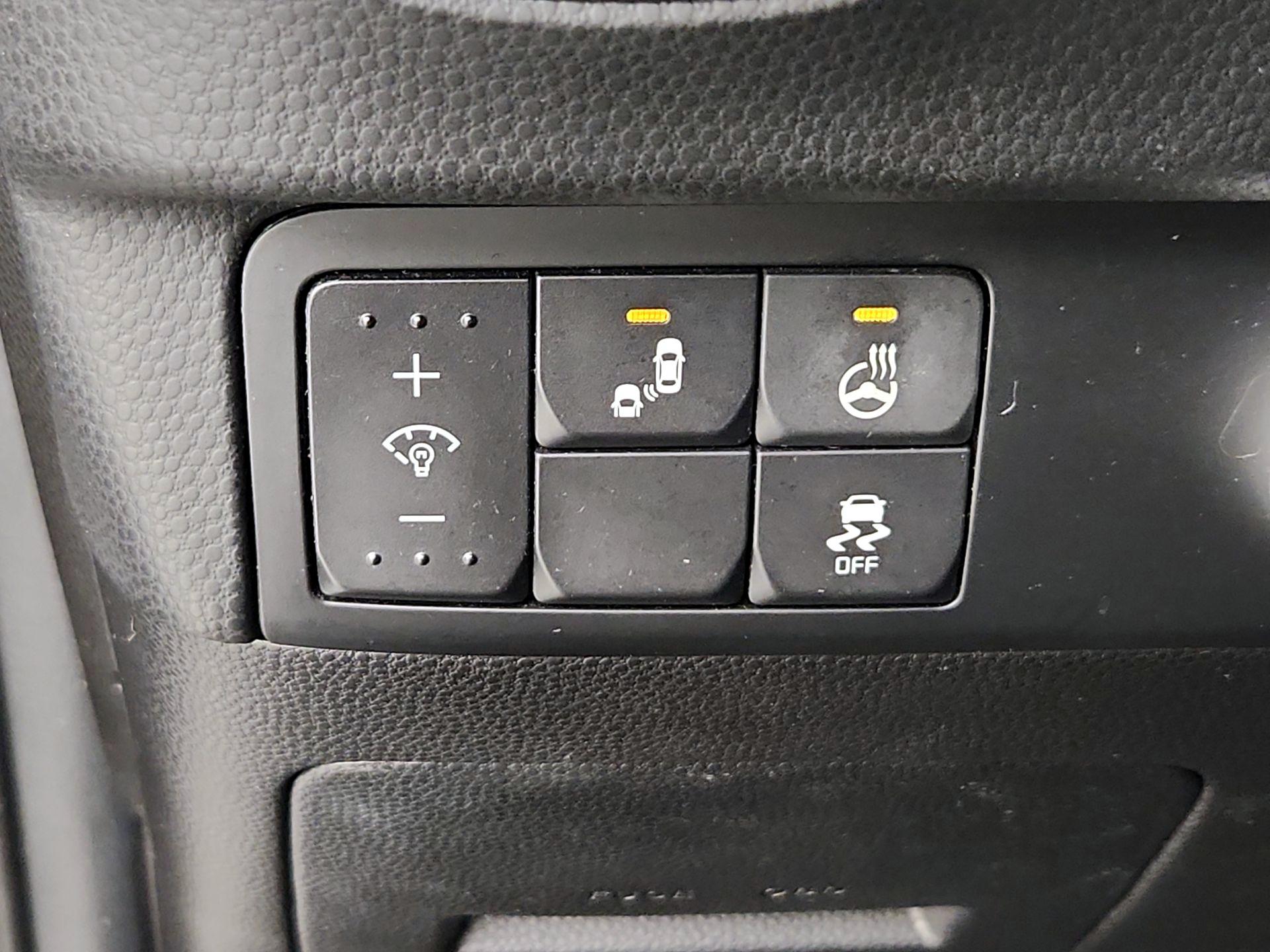 Thumbnail: 2018 Kia Soul - 13