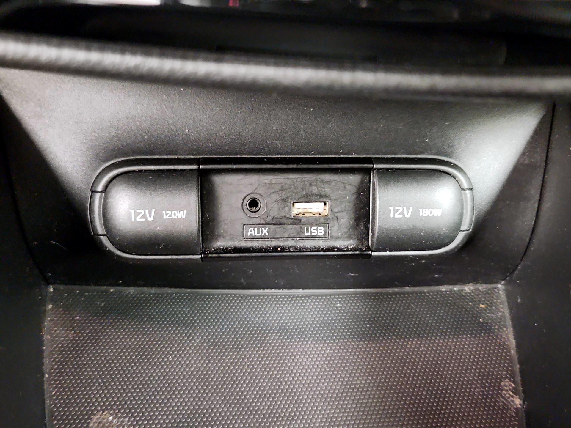 Thumbnail: 2018 Kia Soul - 18