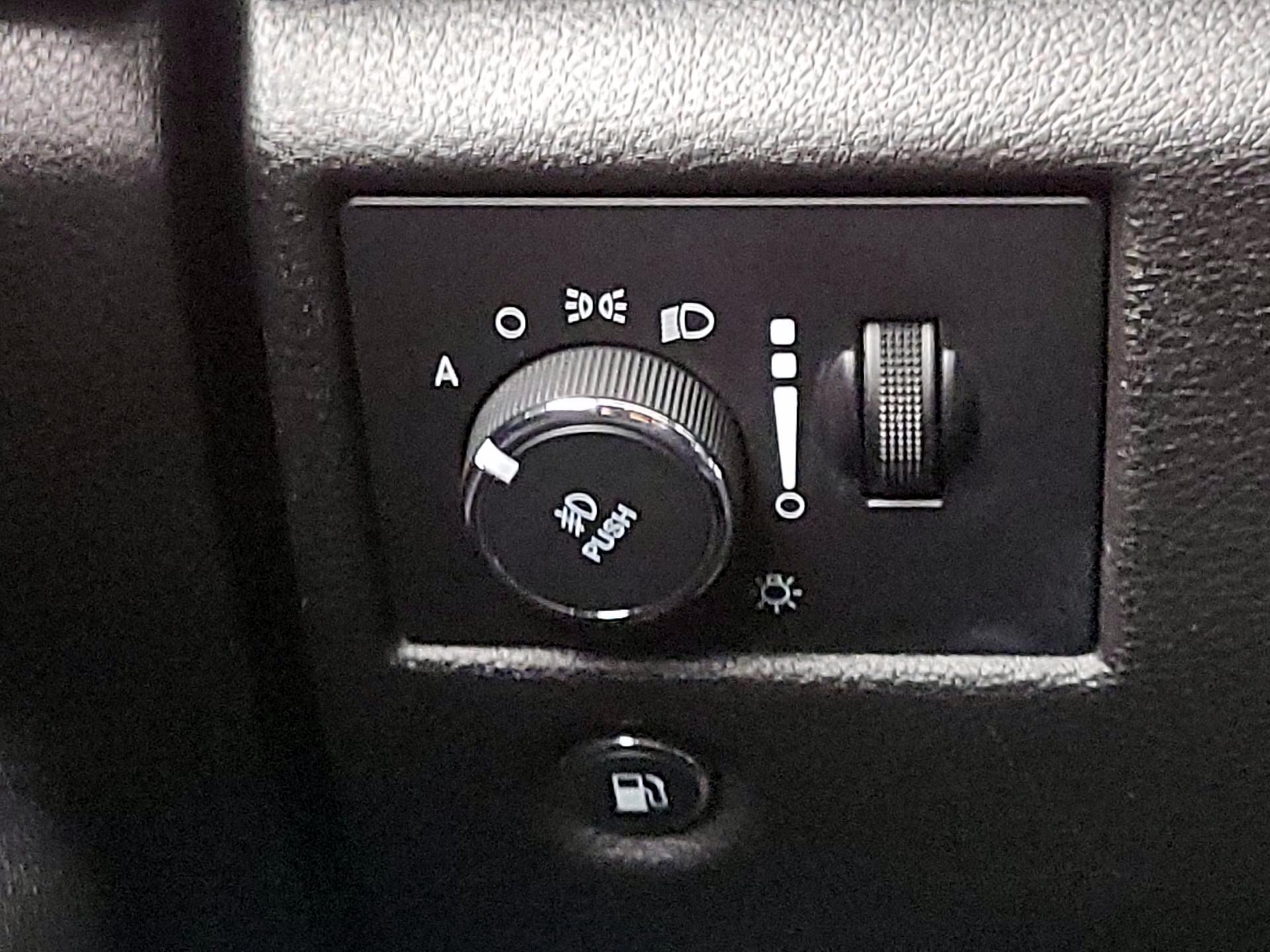 Thumbnail: 2021 Jeep Grand Cherokee - 13