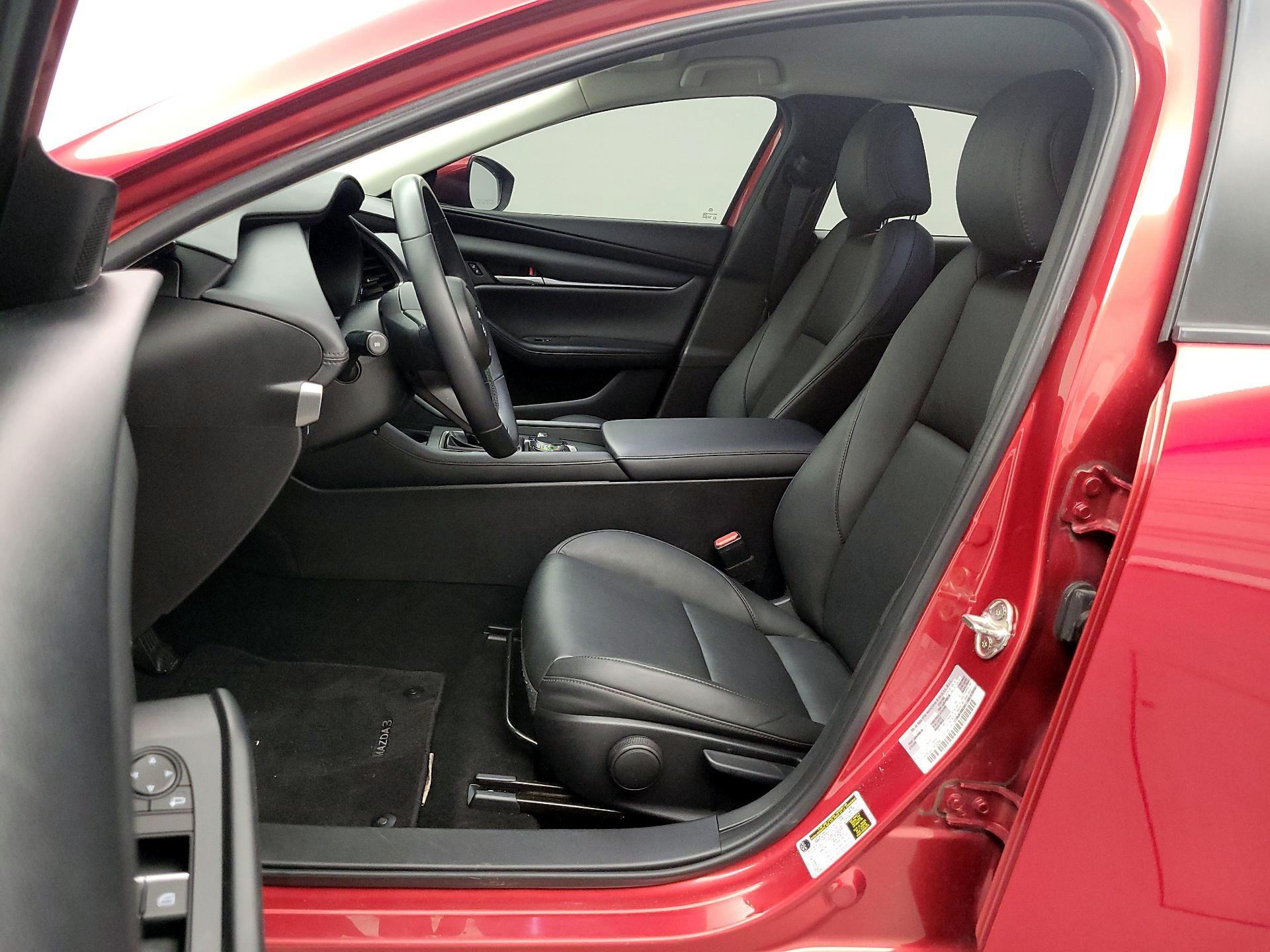 Thumbnail: 2022 Mazda Mazda3 - 11