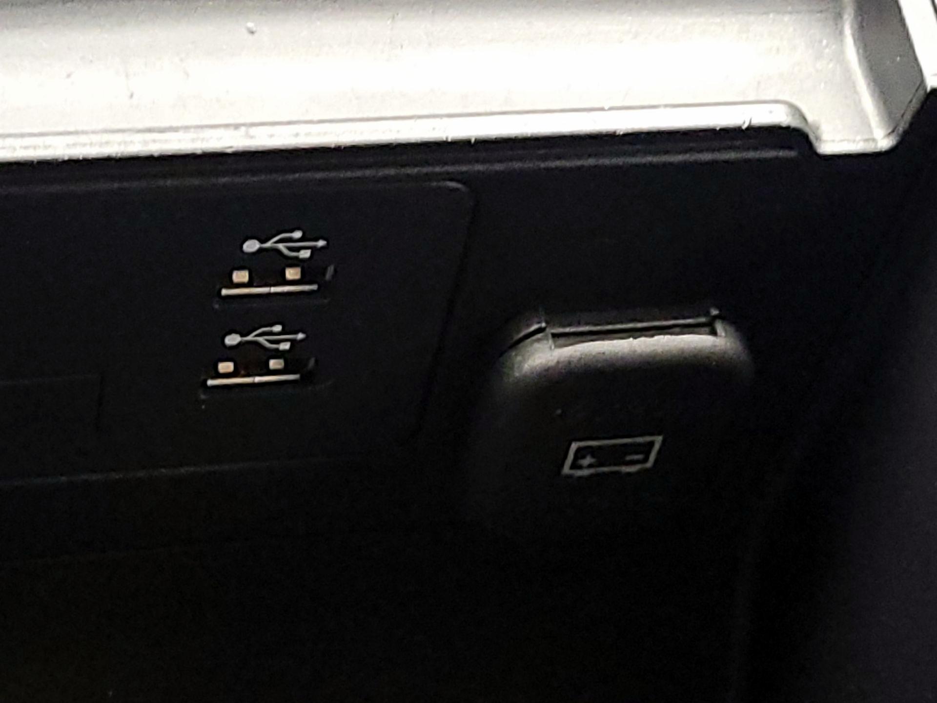 Thumbnail: 2022 Mazda Mazda3 - 19