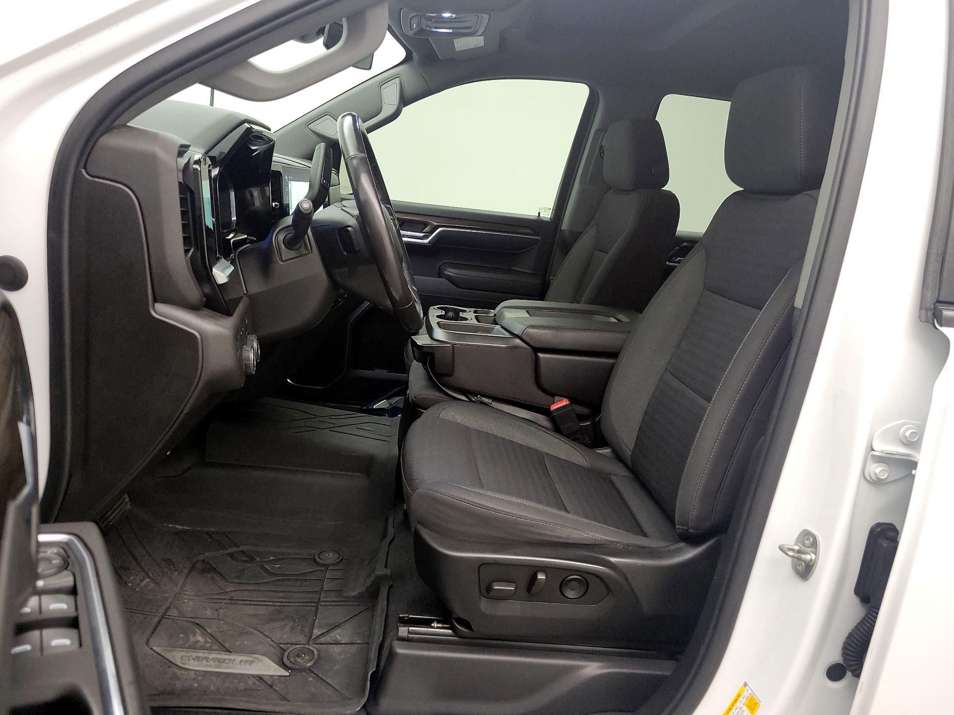 Thumbnail: 2022 Chevrolet Silverado 1500 - 11