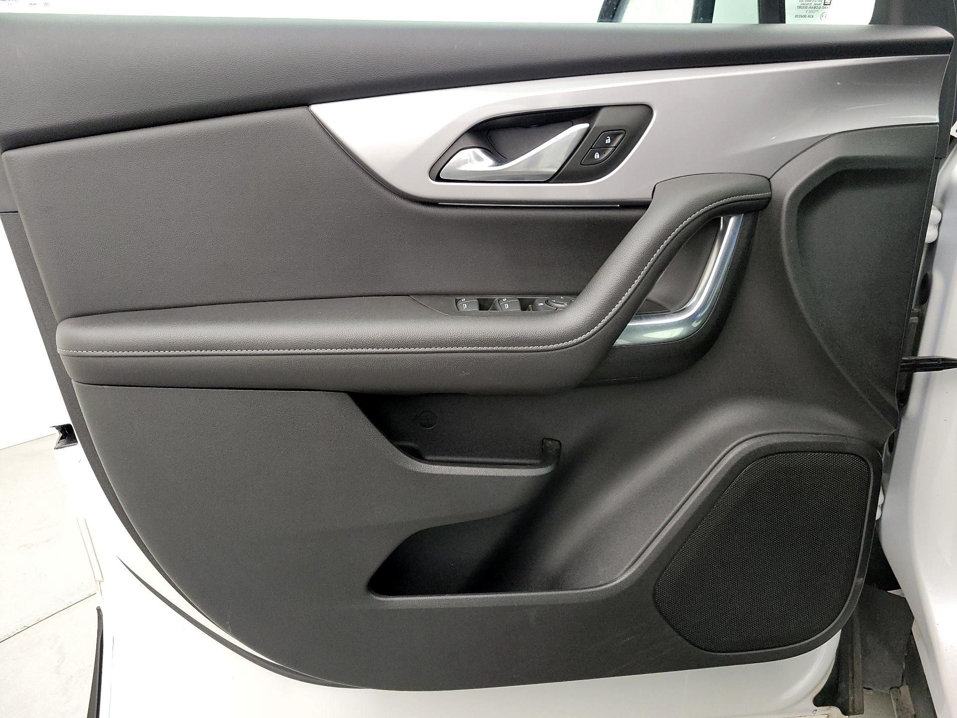 Thumbnail: 2022 Chevrolet Blazer - 12