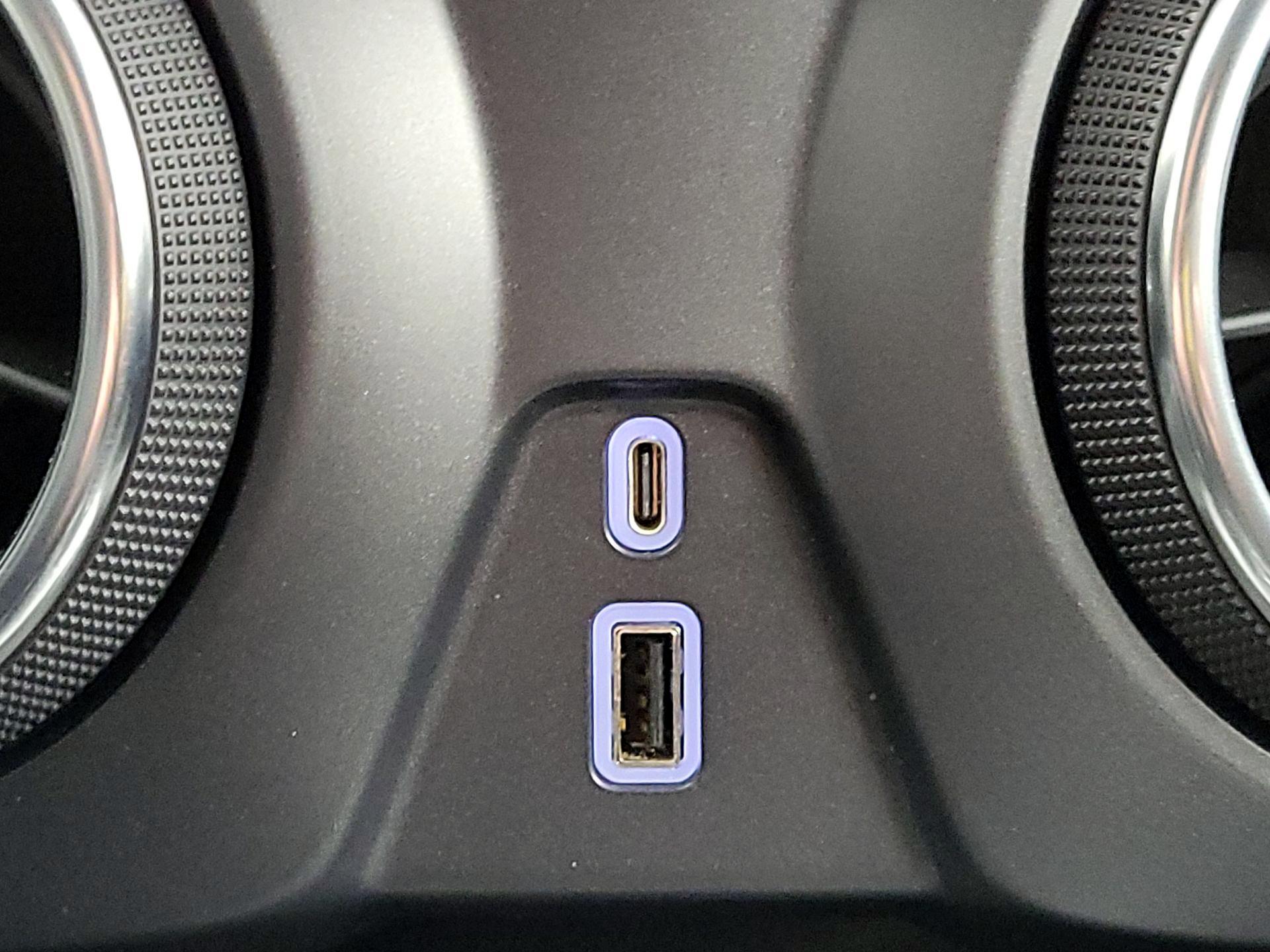 Thumbnail: 2022 Chevrolet Blazer - 19