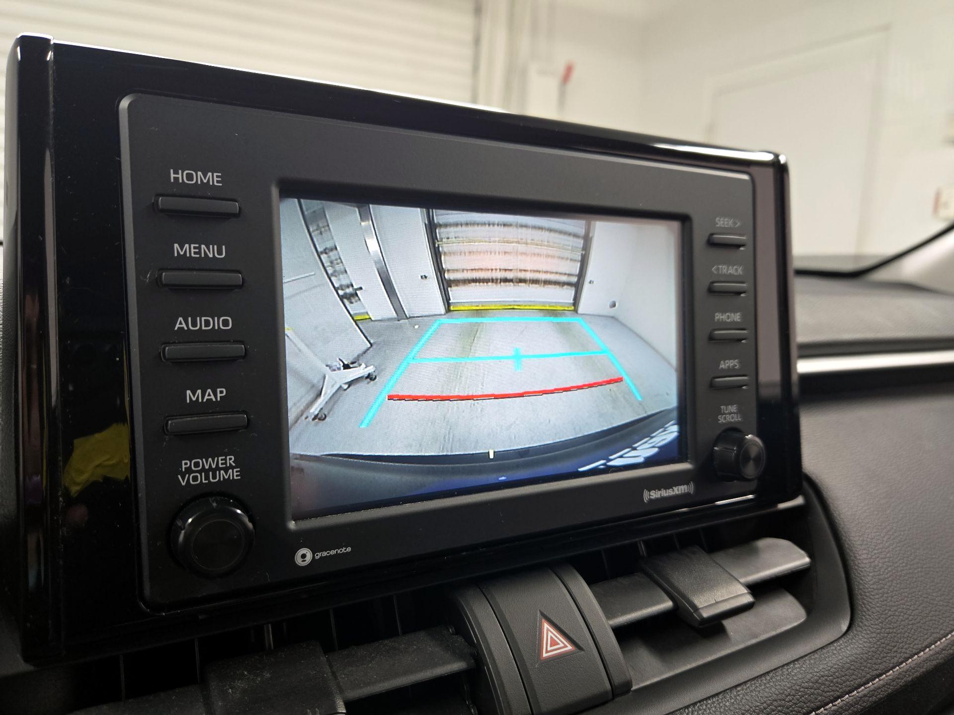 Thumbnail: 2021 Toyota RAV4 - 14