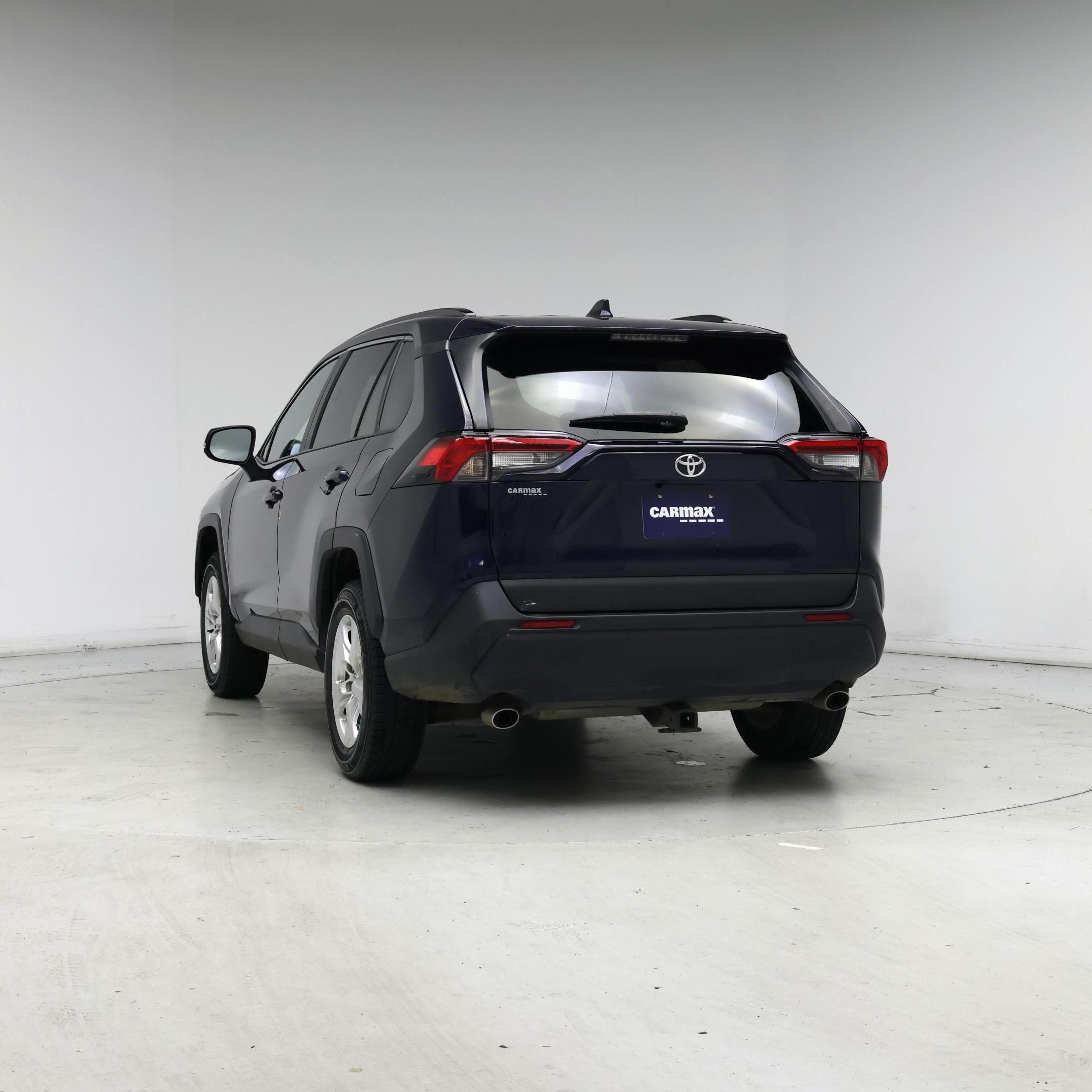 Thumbnail: 2021 Toyota RAV4 - 6