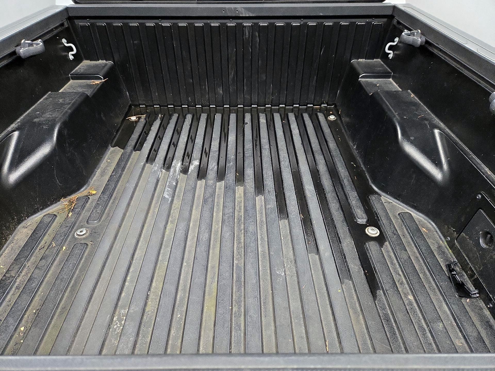 Thumbnail: 2023 Toyota Tacoma - 20