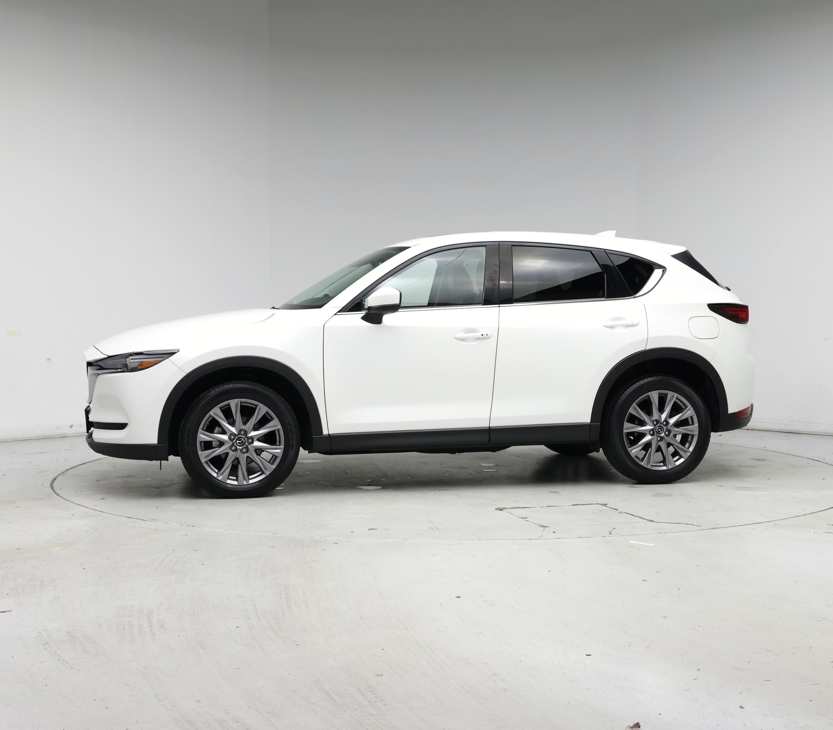 Thumbnail: 2020 Mazda CX-5 - 3