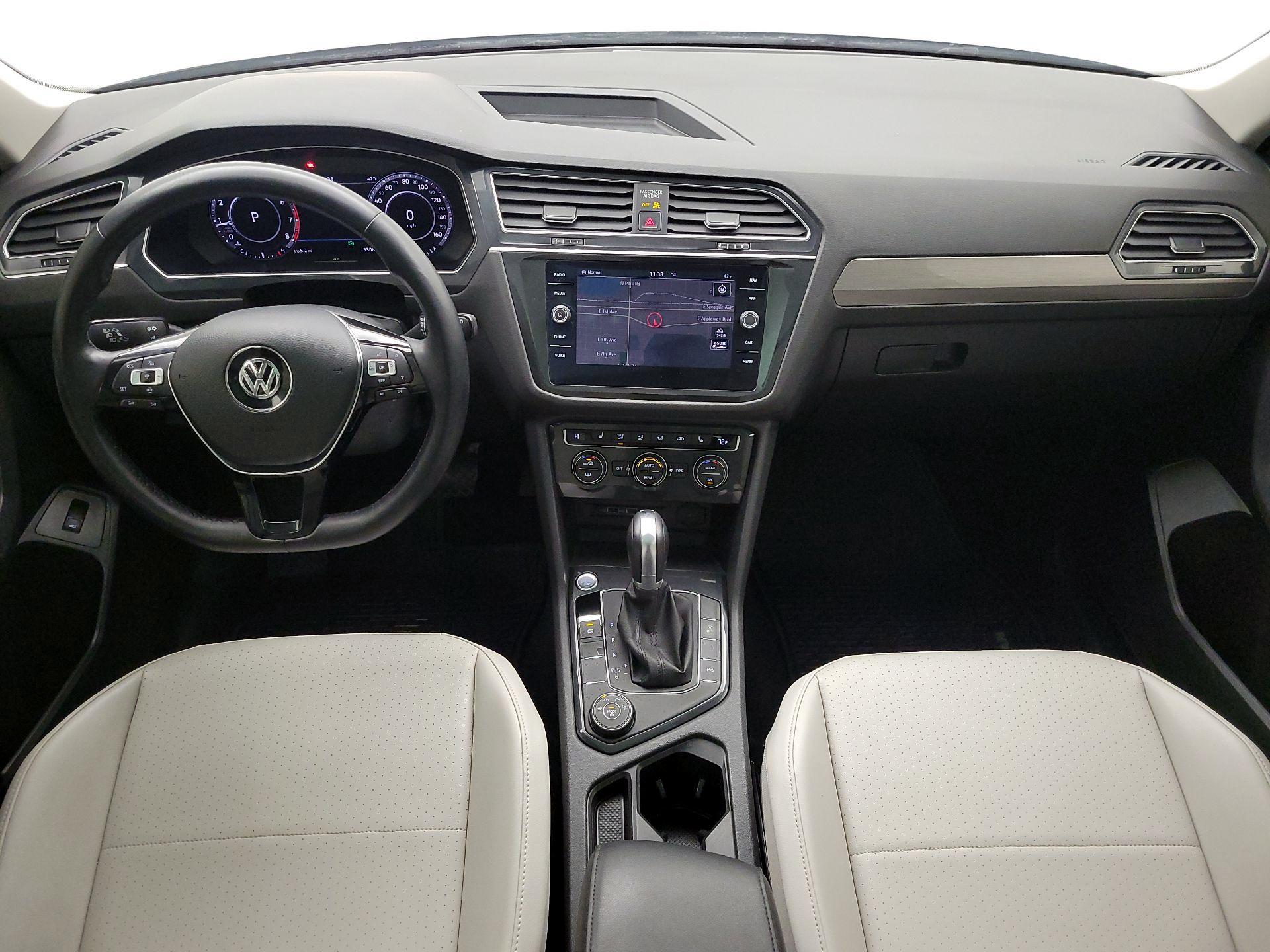 Thumbnail: 2019 Volkswagen Tiguan - 9