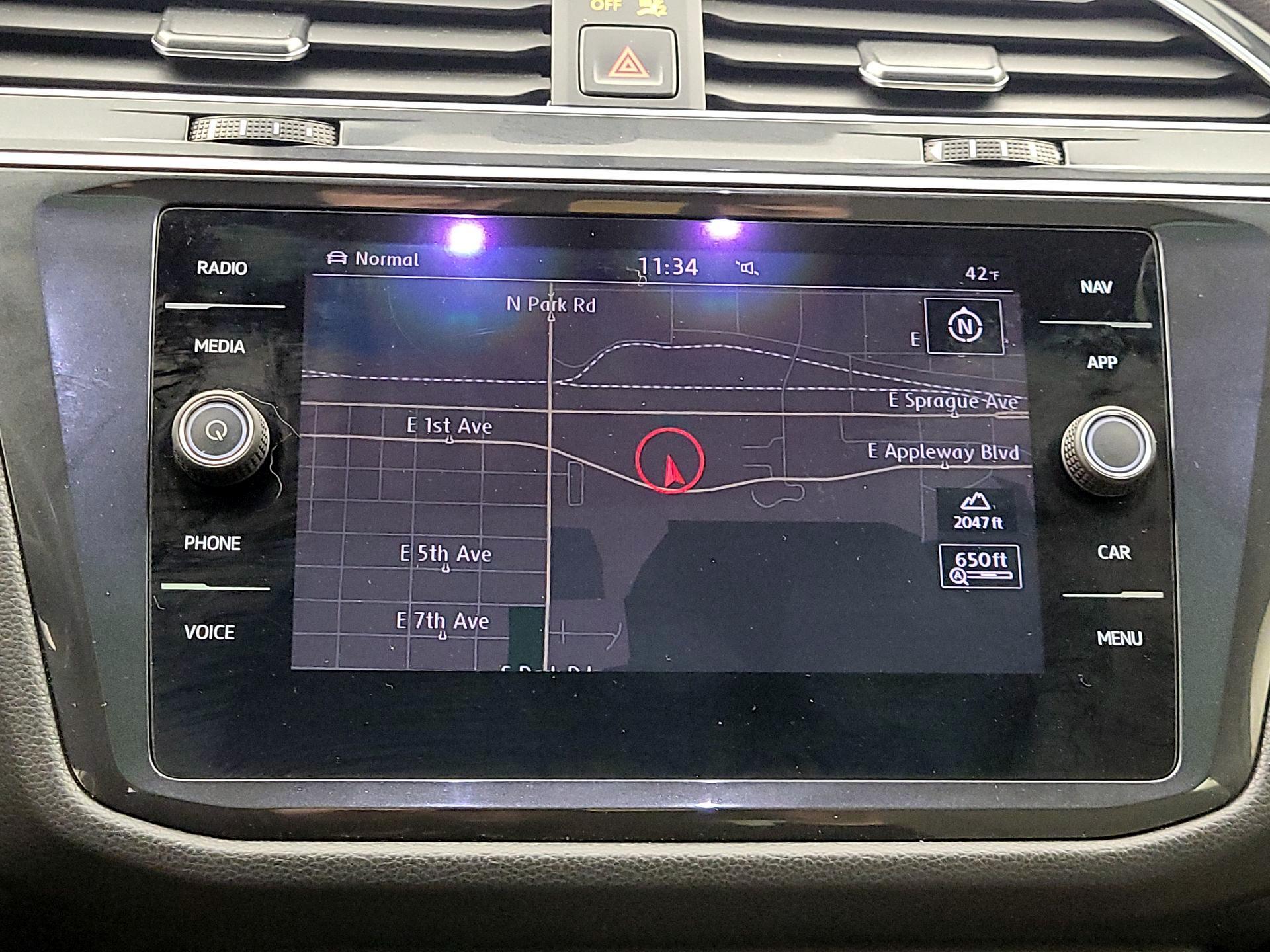 Thumbnail: 2019 Volkswagen Tiguan - 14