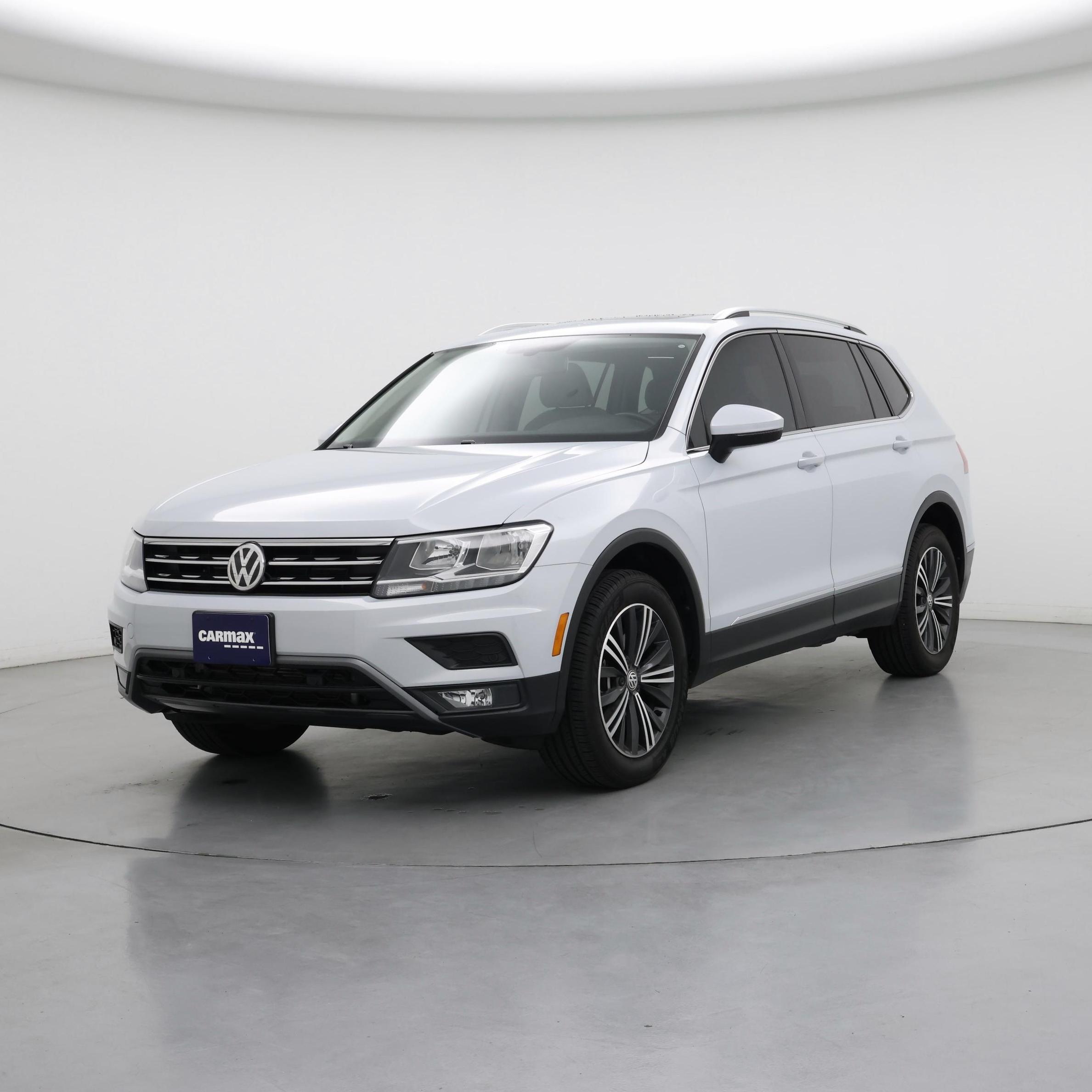 Thumbnail: 2019 Volkswagen Tiguan - 4