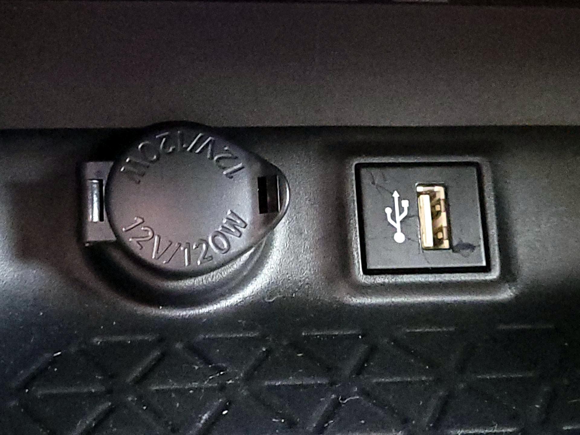 Thumbnail: 2024 Toyota RAV4 - 19