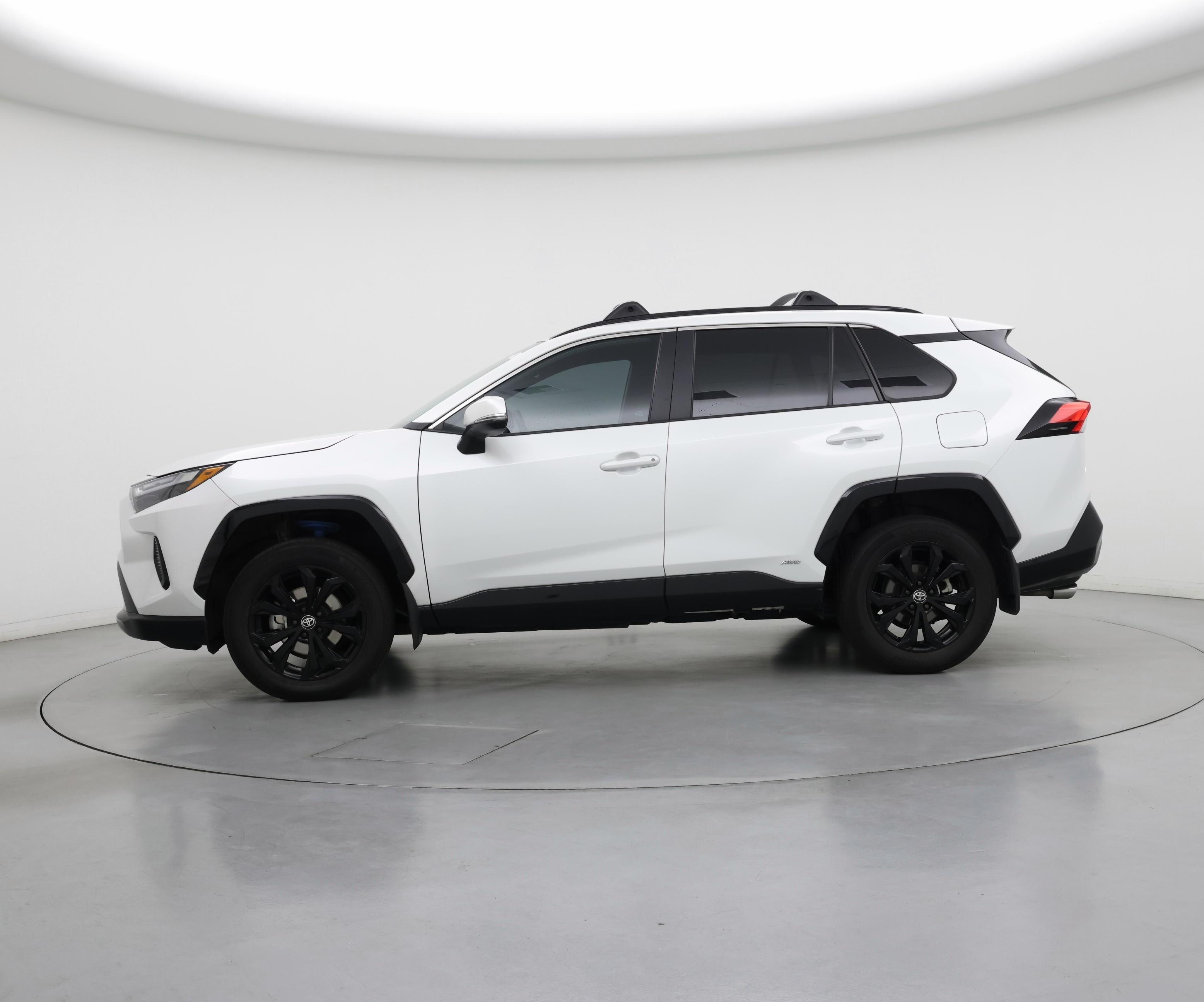 Thumbnail: 2024 Toyota RAV4 - 3