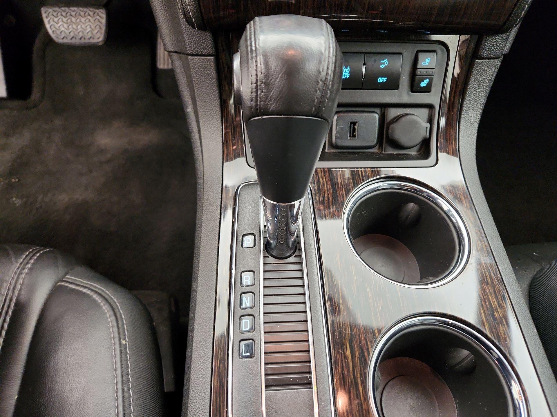 Thumbnail: 2016 Chevrolet Traverse - 17