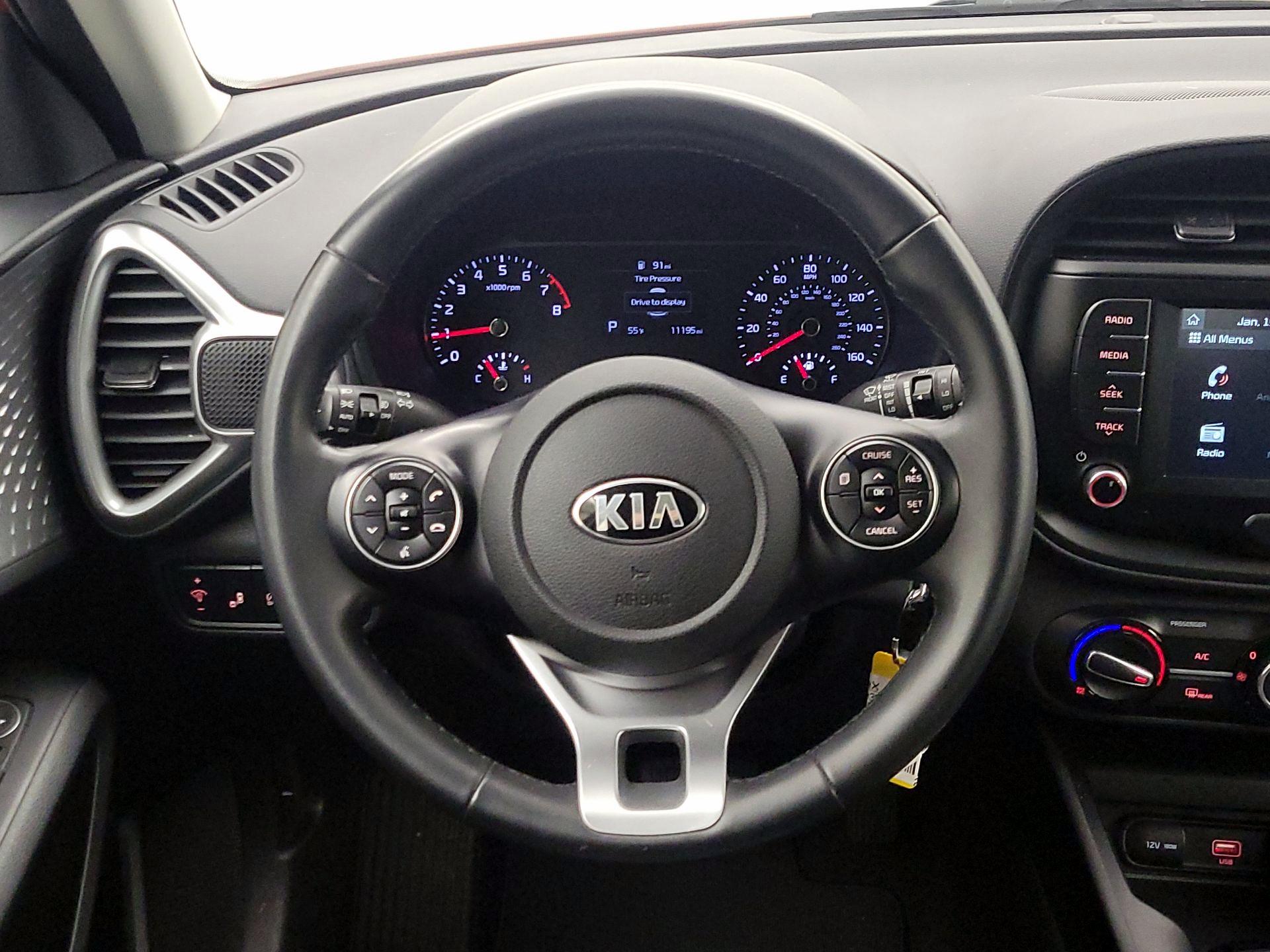 Thumbnail: 2020 Kia Soul - 10