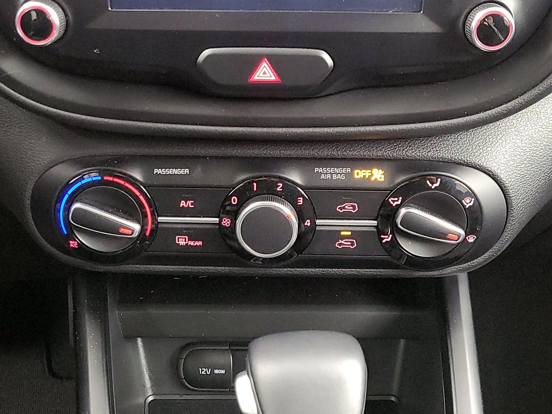 Thumbnail: 2020 Kia Soul - 16