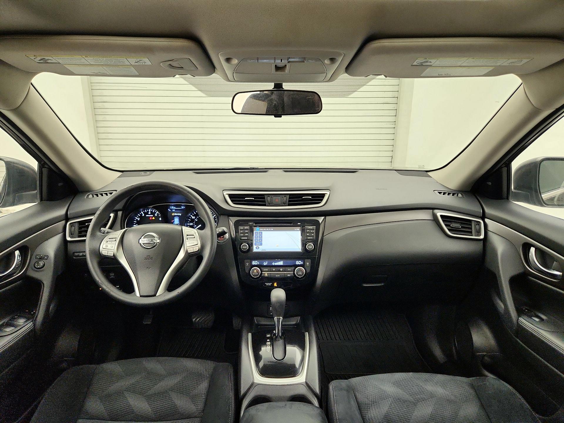 Thumbnail: 2015 Nissan Rogue - 9