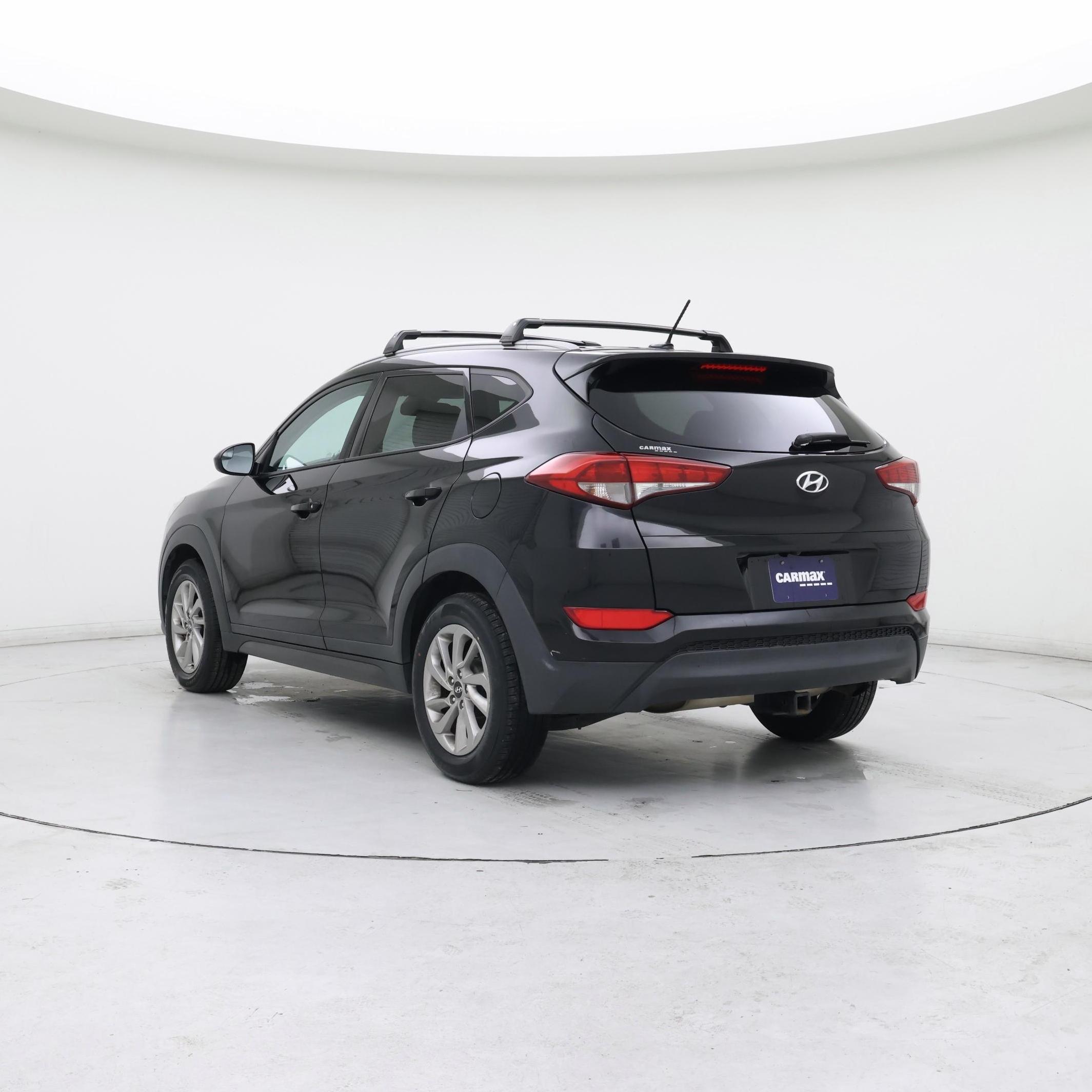 Thumbnail: 2016 Hyundai Tucson - 2