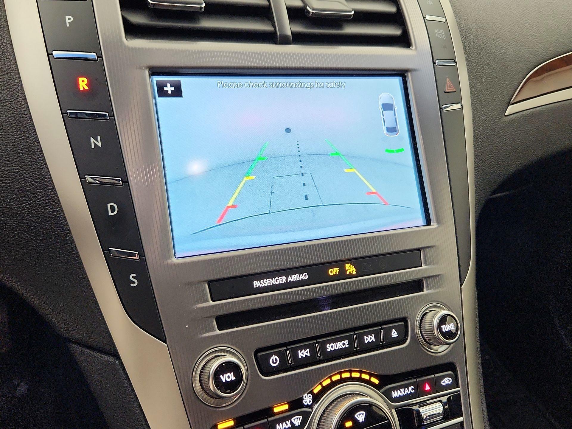 Thumbnail: 2017 Lincoln MKZ - 15