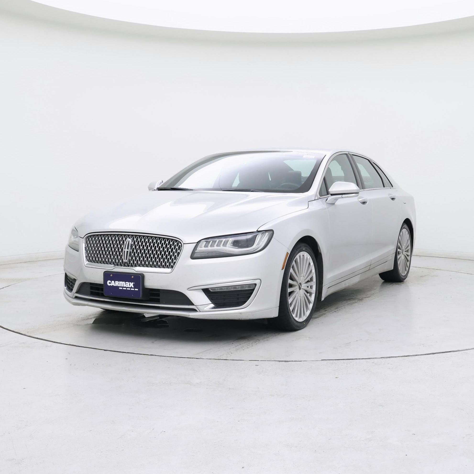 Thumbnail: 2017 Lincoln MKZ - 4