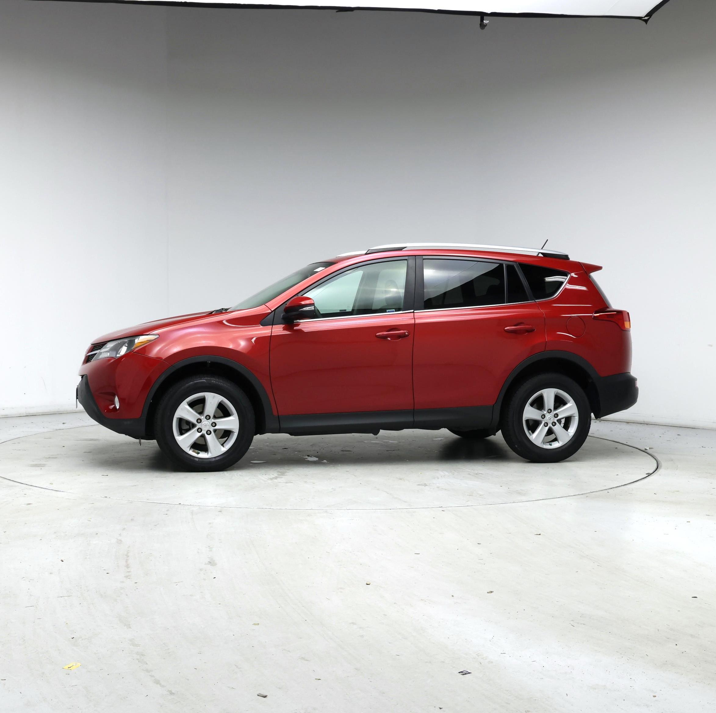 Thumbnail: 2014 Toyota RAV4 - 3