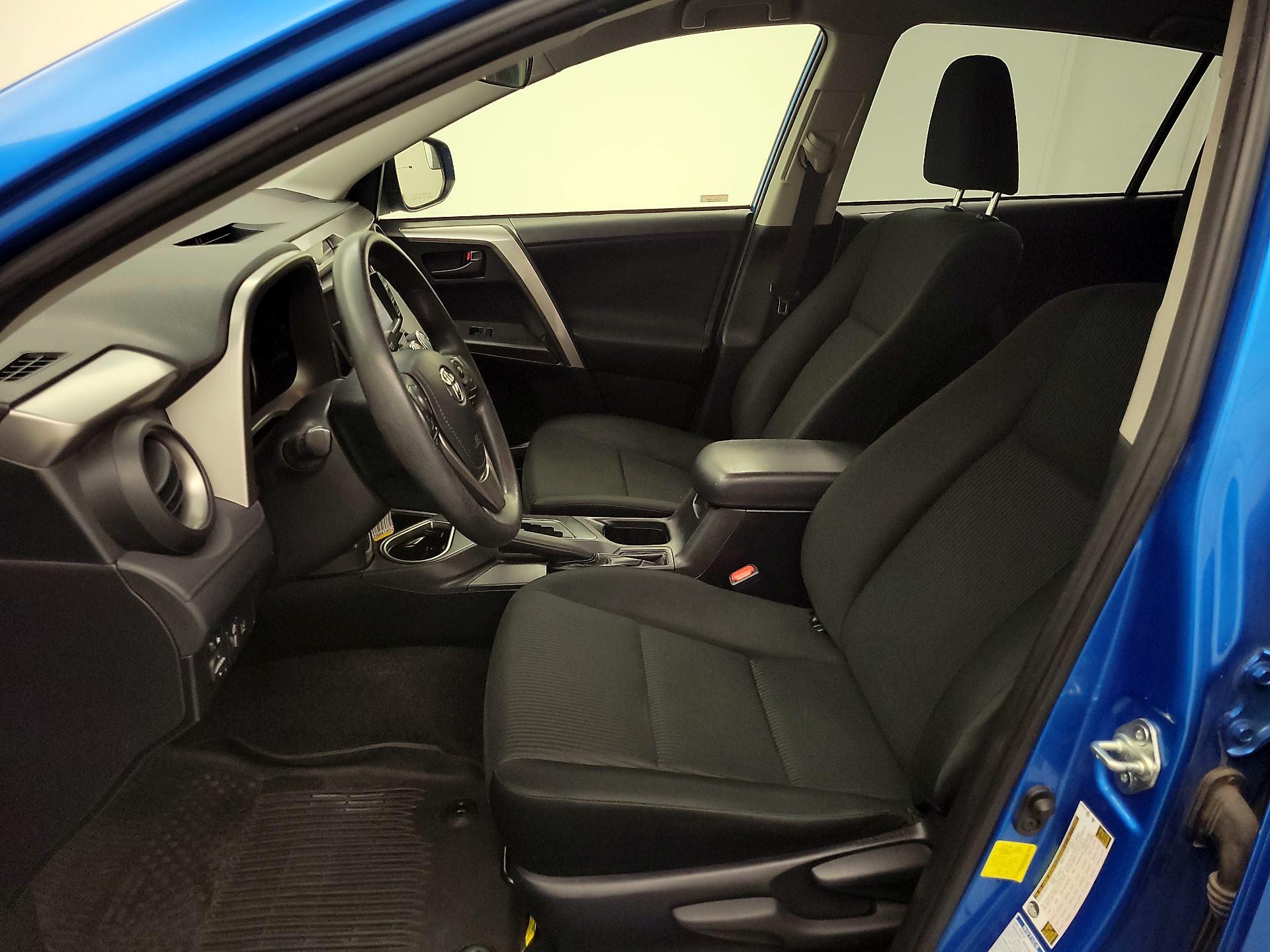 Thumbnail: 2017 Toyota RAV4 - 11