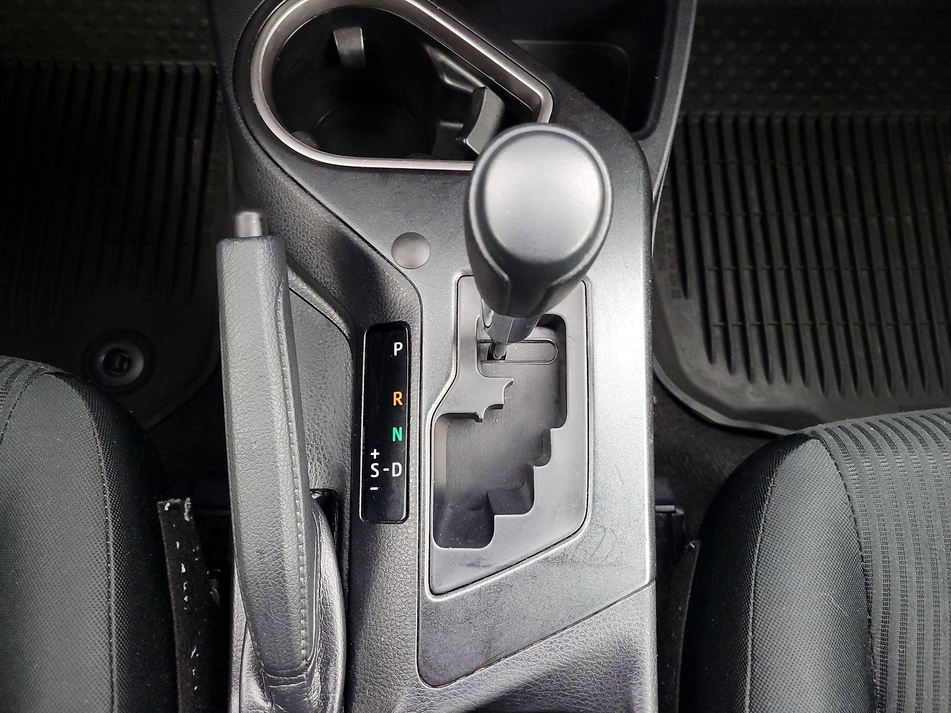 Thumbnail: 2017 Toyota RAV4 - 17