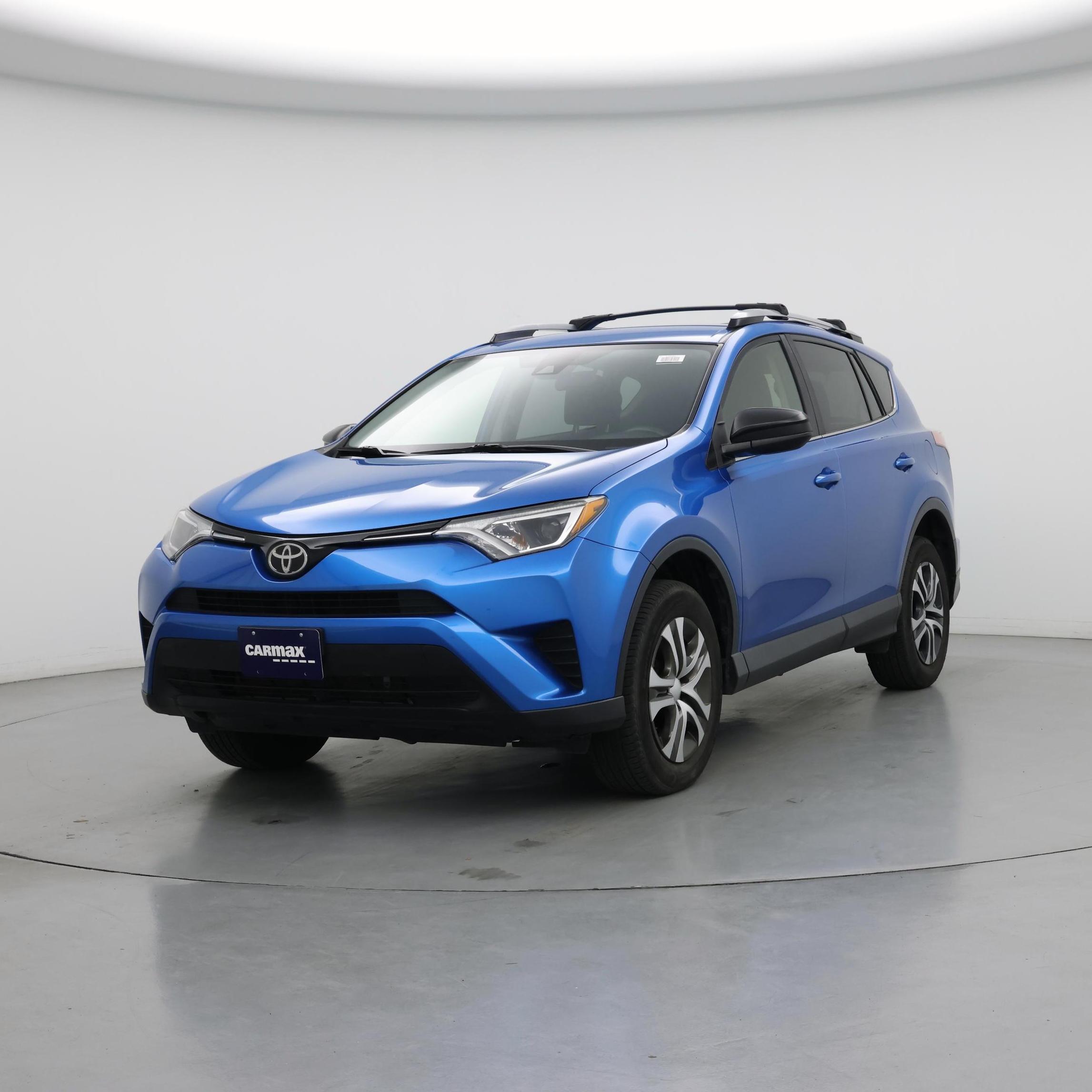 Thumbnail: 2017 Toyota RAV4 - 4