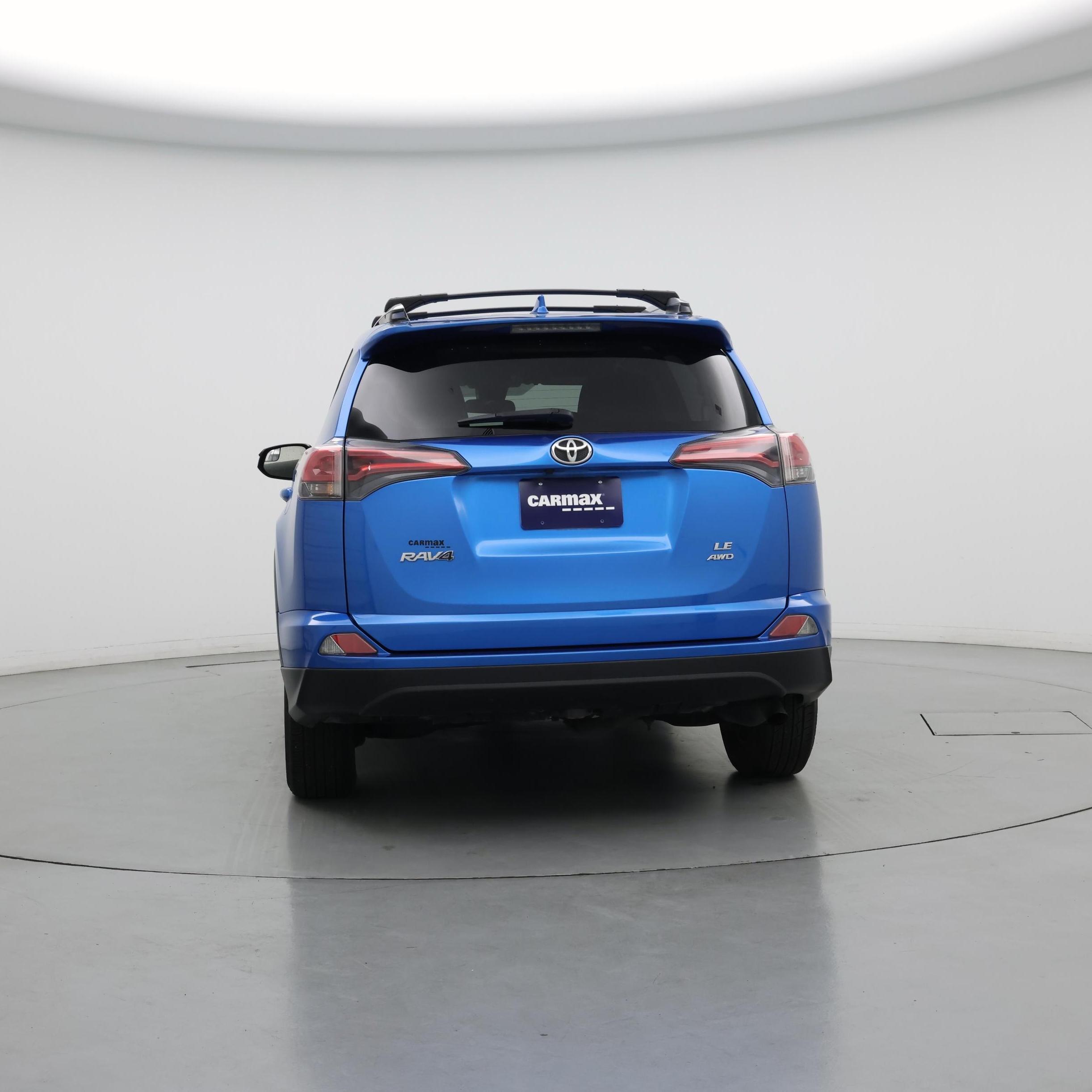 Thumbnail: 2017 Toyota RAV4 - 6