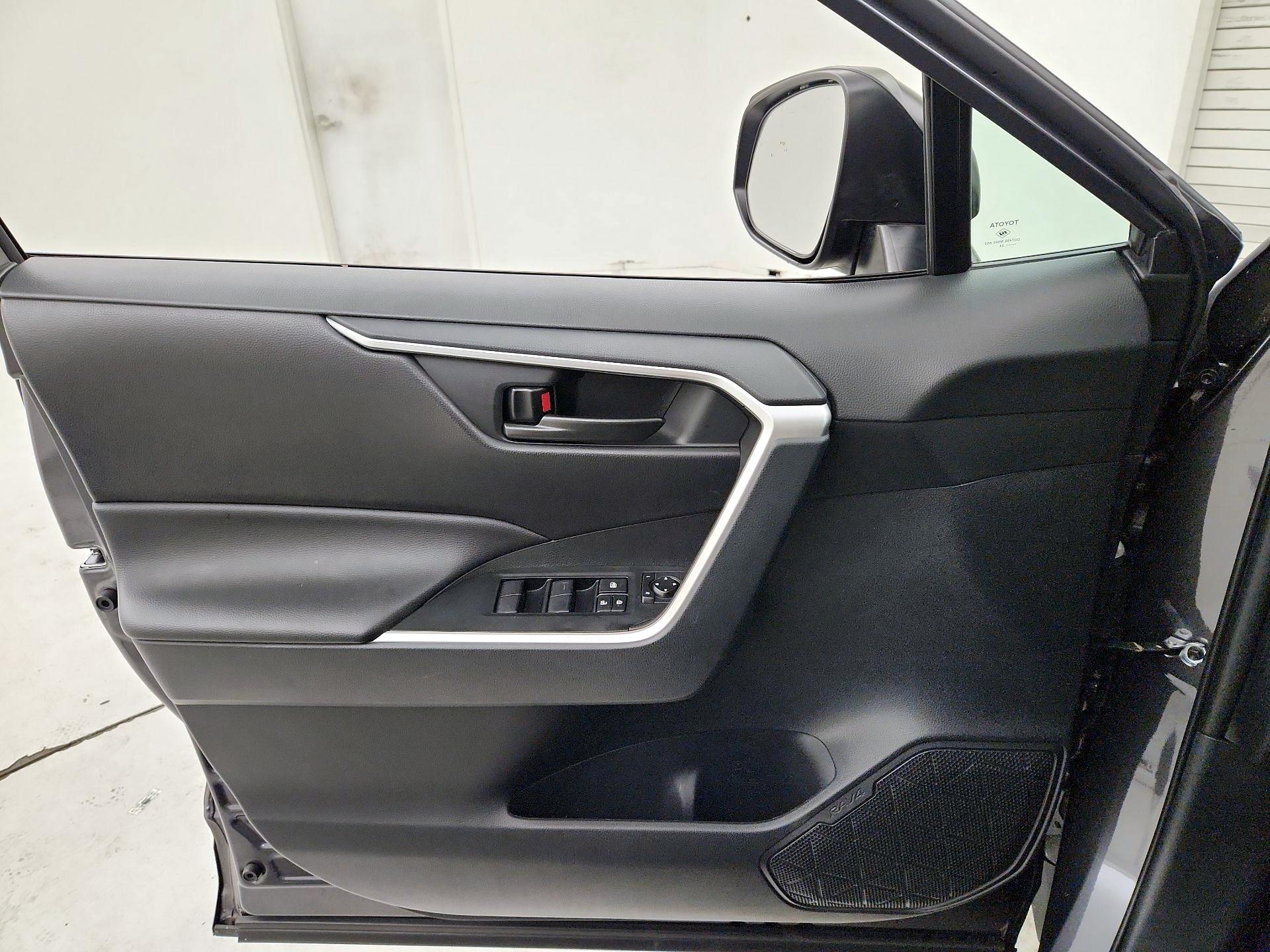 Thumbnail: 2024 Toyota RAV4 - 12