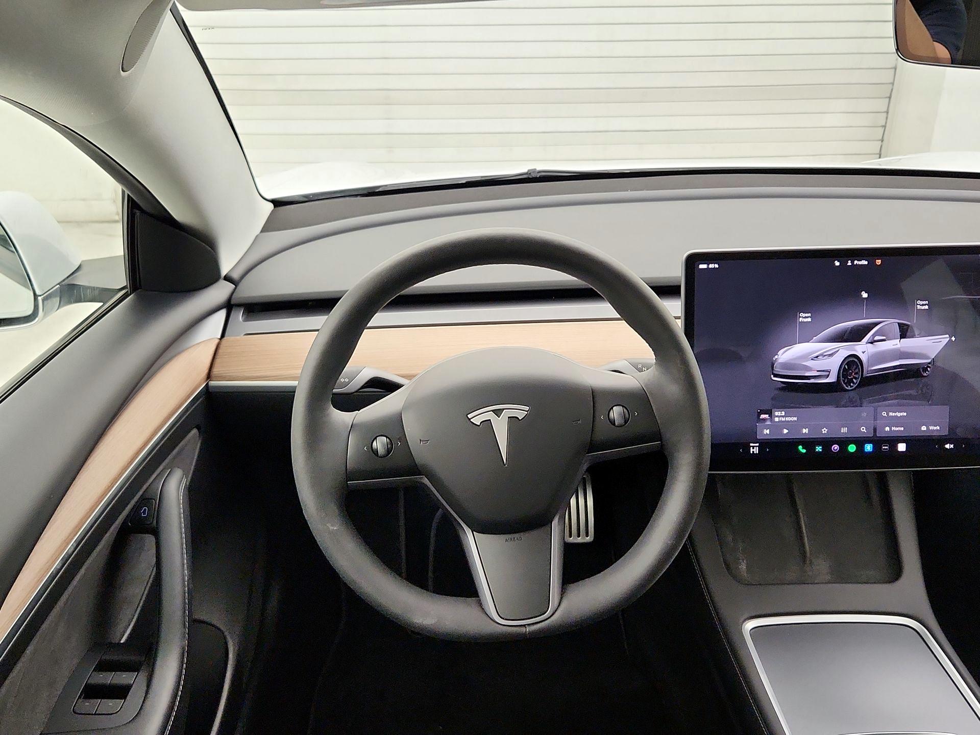 Thumbnail: 2023 Tesla Model 3 - 10