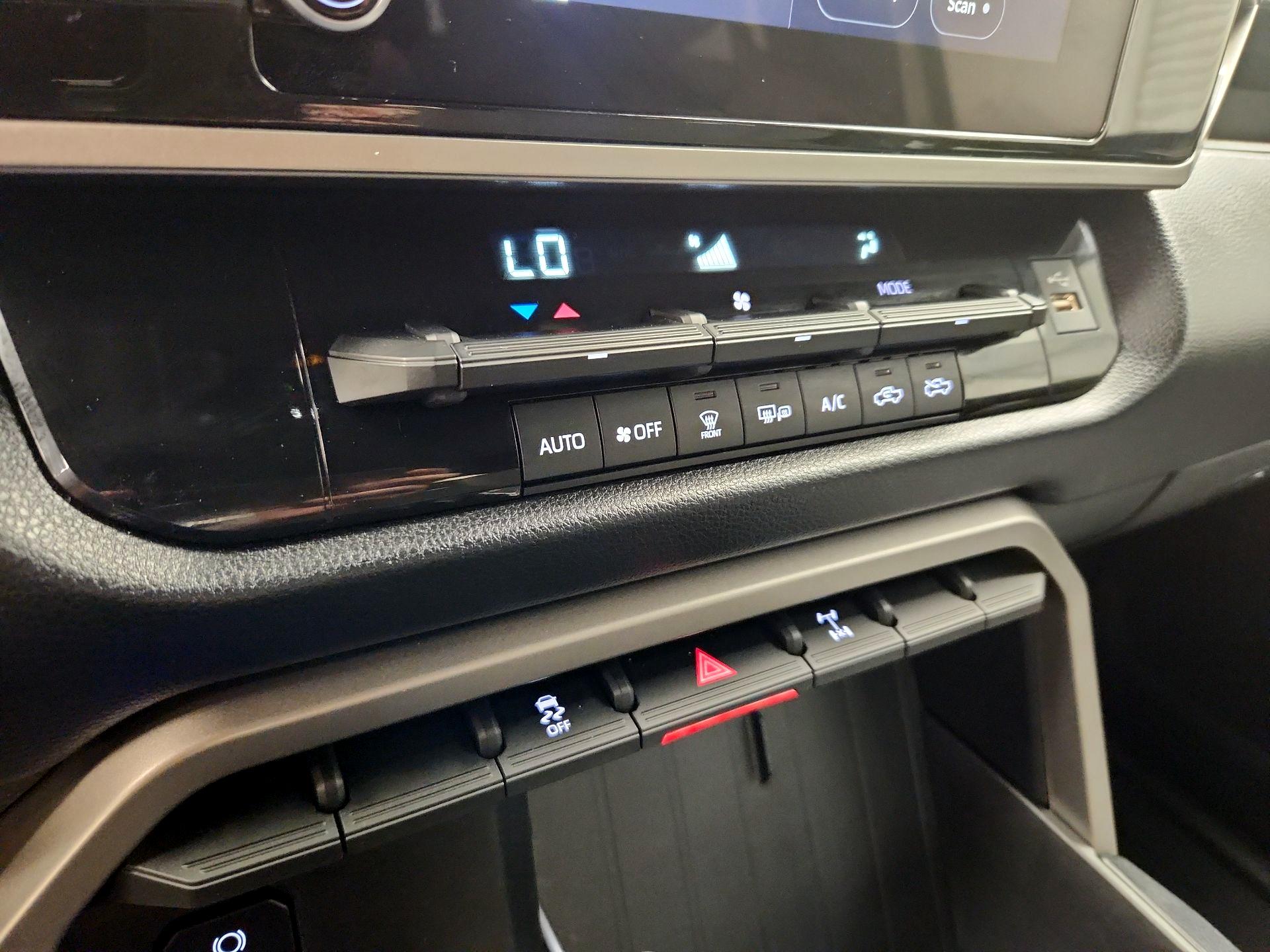 Thumbnail: 2025 Toyota Tundra - 16