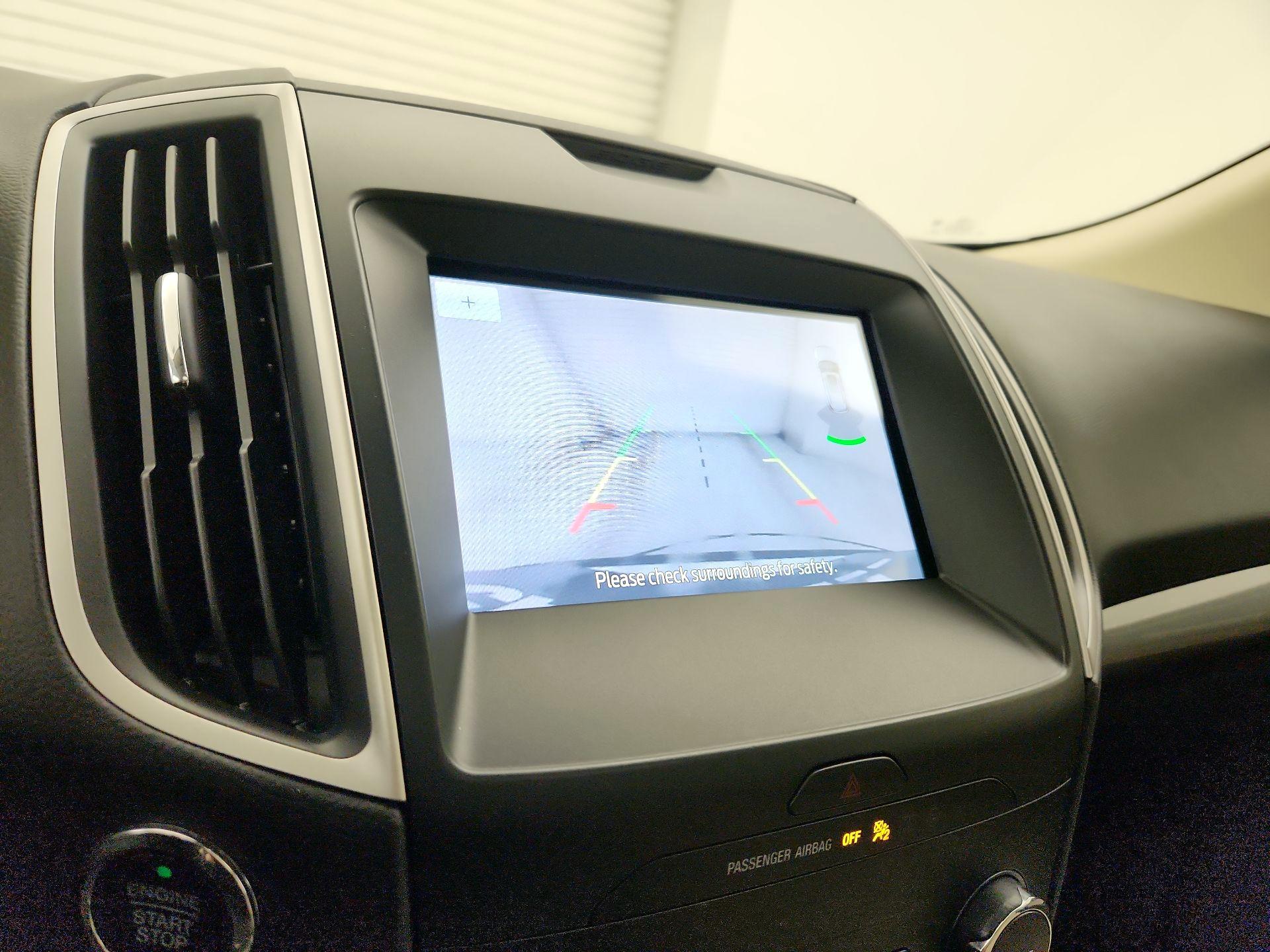 Thumbnail: 2020 Ford Edge - 14