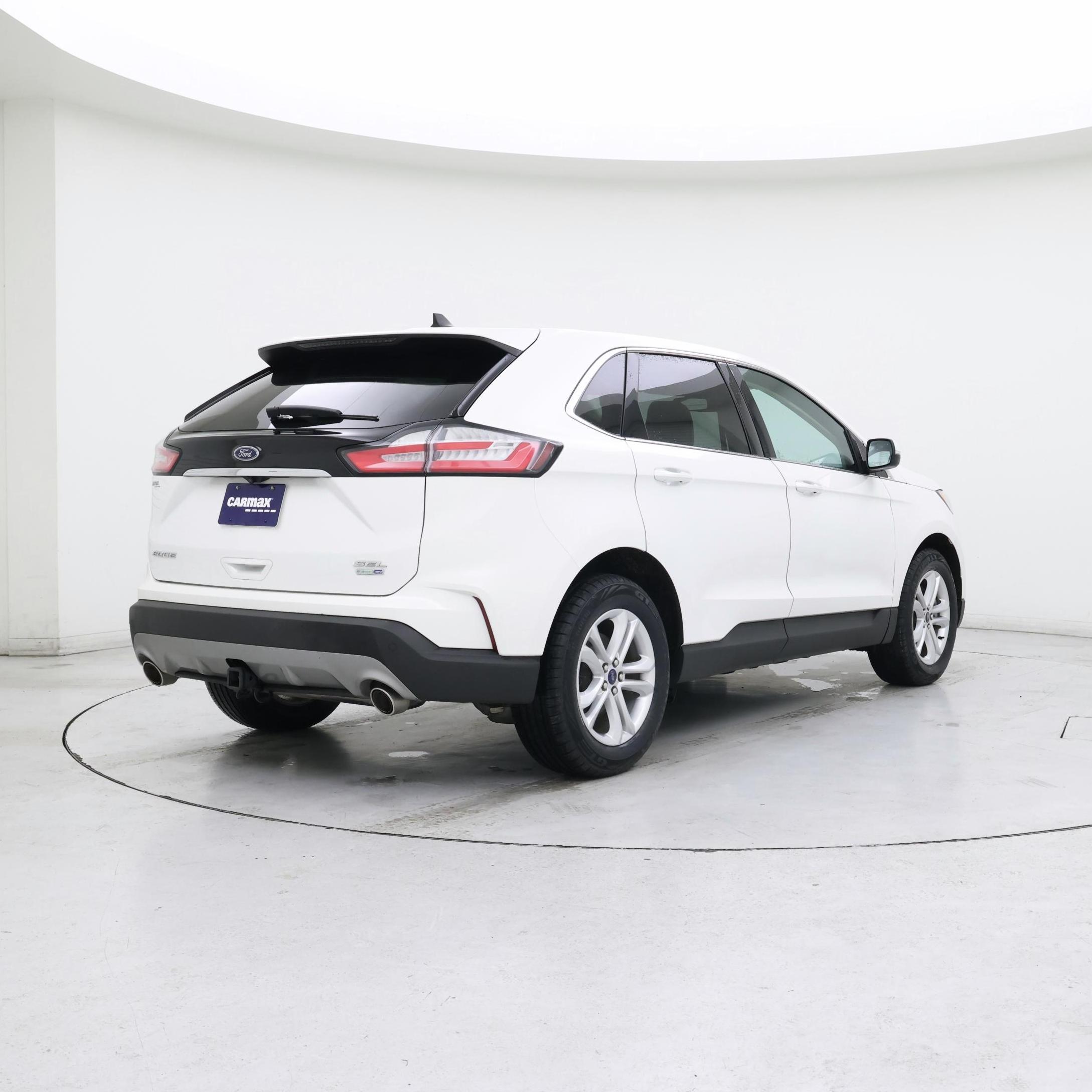 Thumbnail: 2020 Ford Edge - 8