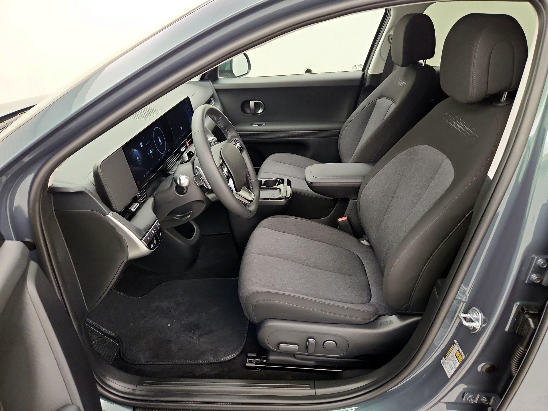 Thumbnail: 2026 Hyundai Ioniq 5 - 11