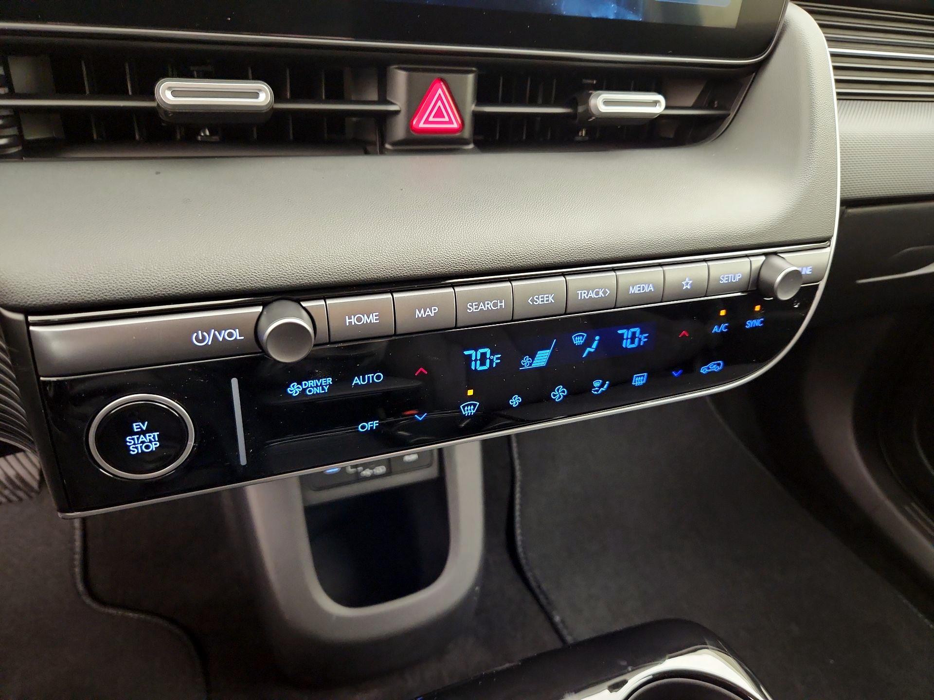 Thumbnail: 2026 Hyundai Ioniq 5 - 17