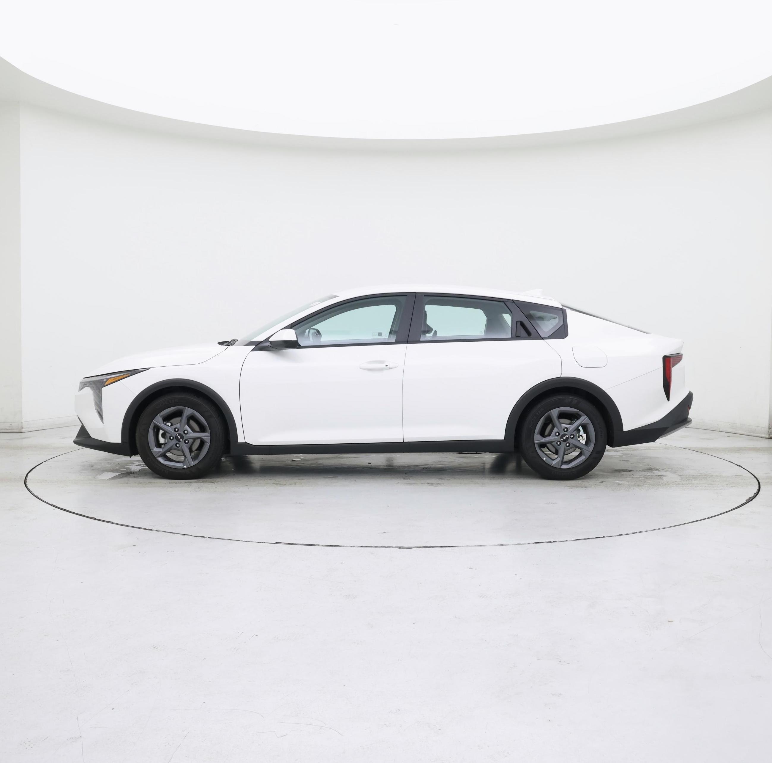 Thumbnail: 2025 Kia K4 - 3