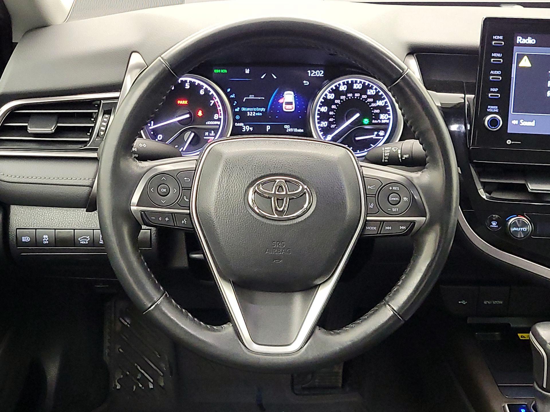 Thumbnail: 2023 Toyota Camry - 10