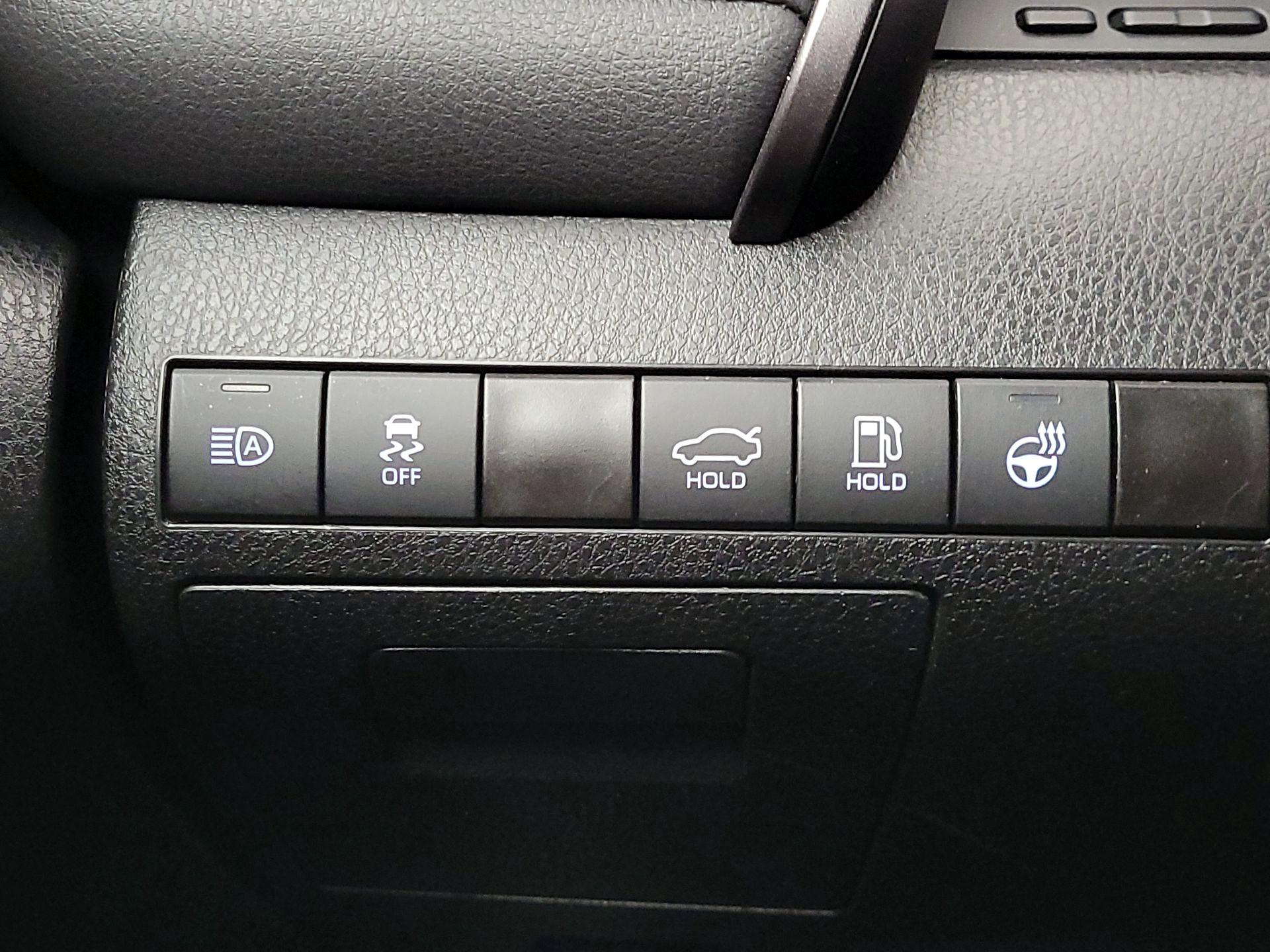 Thumbnail: 2023 Toyota Camry - 13