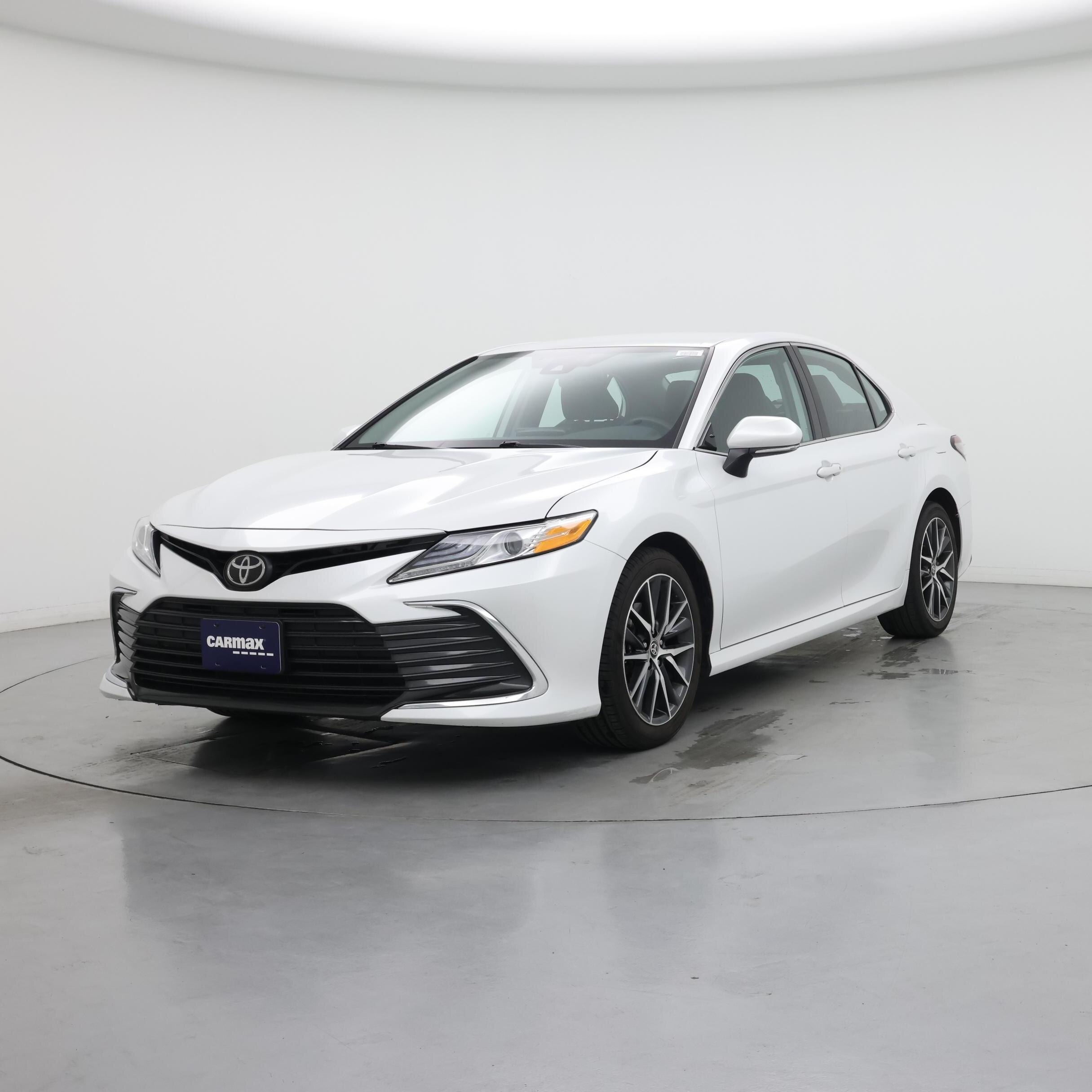 Thumbnail: 2023 Toyota Camry - 4