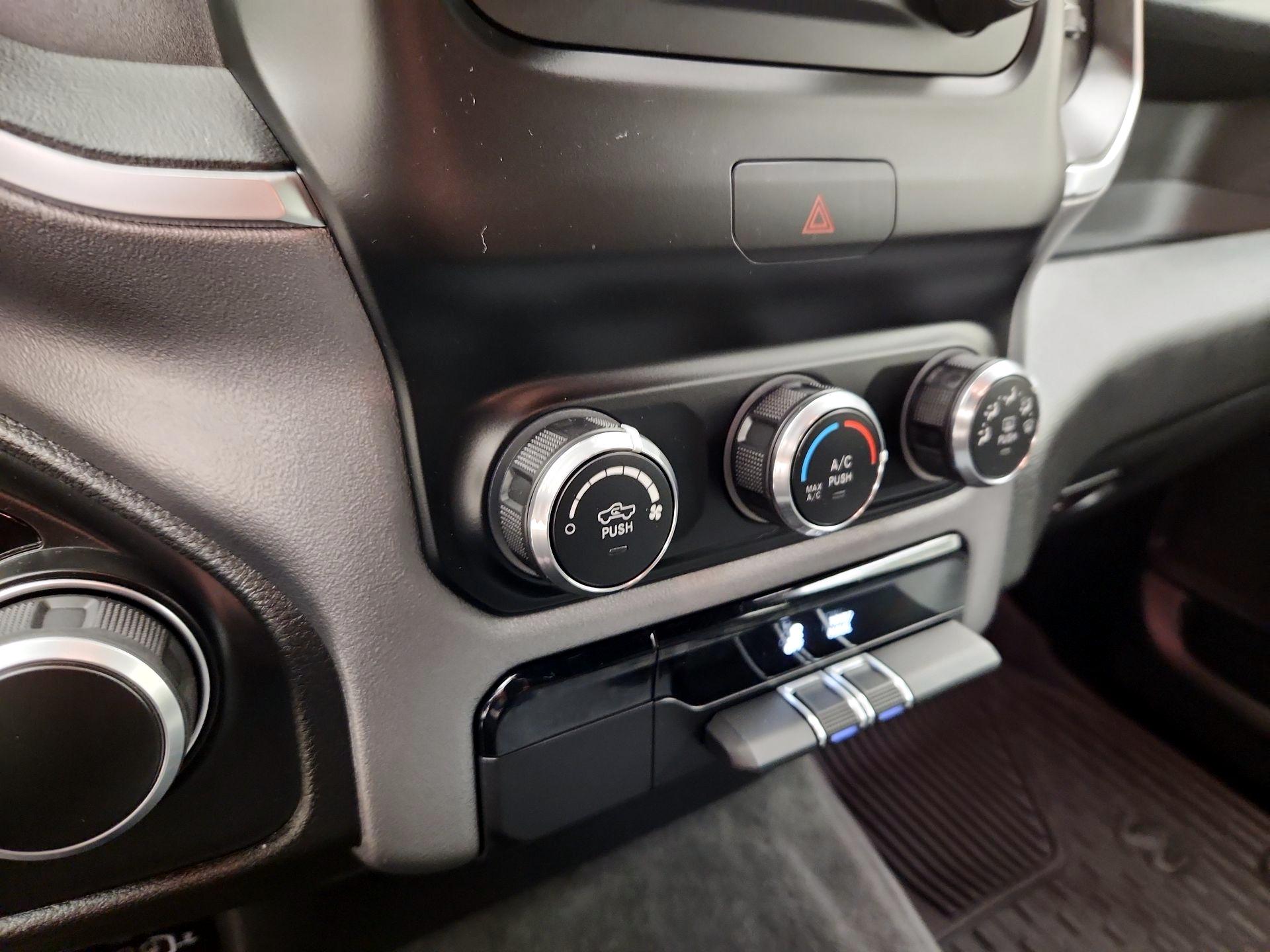 Thumbnail: 2024 RAM 1500 - 16