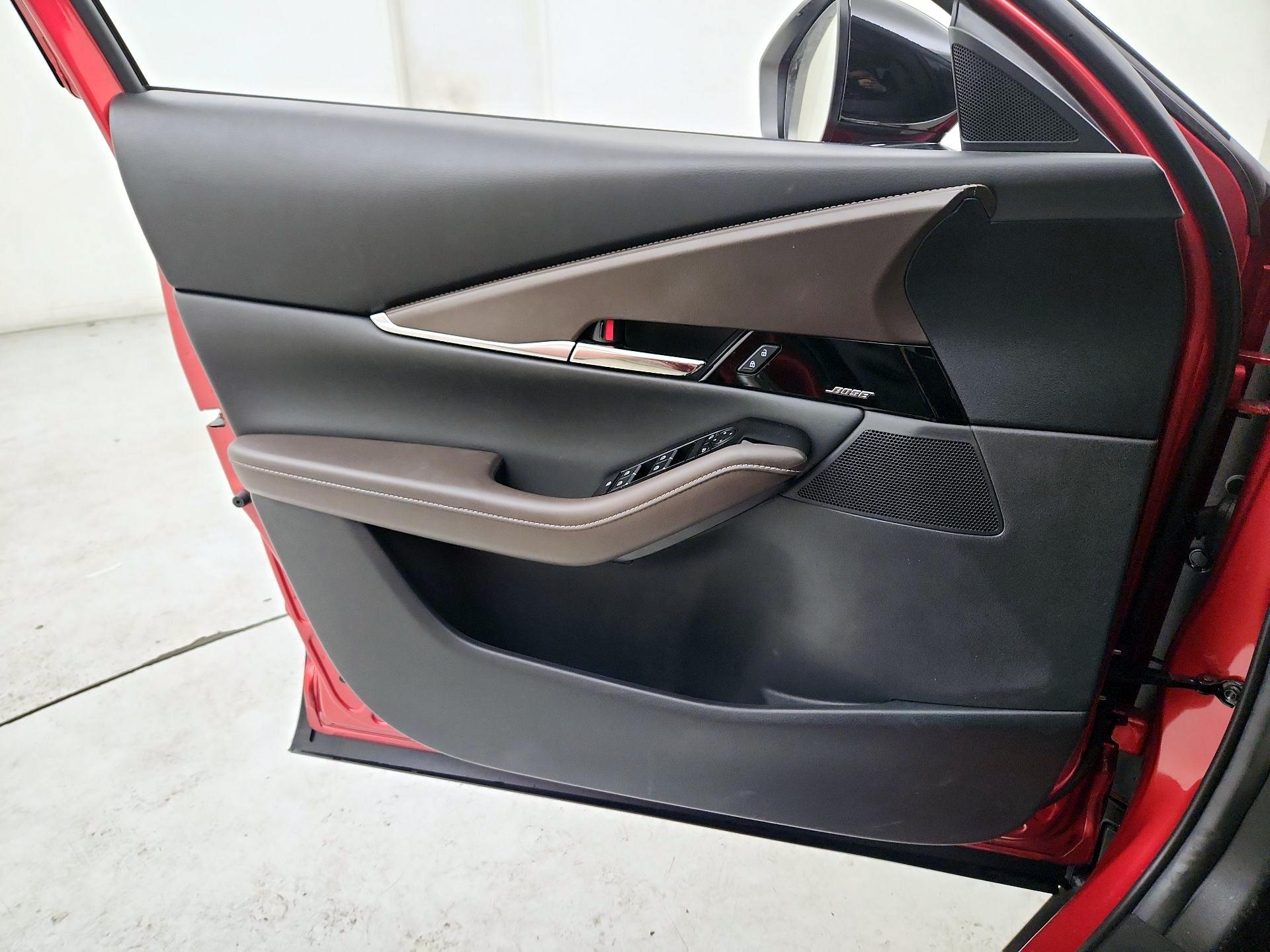 Thumbnail: 2022 Mazda CX-30 - 12