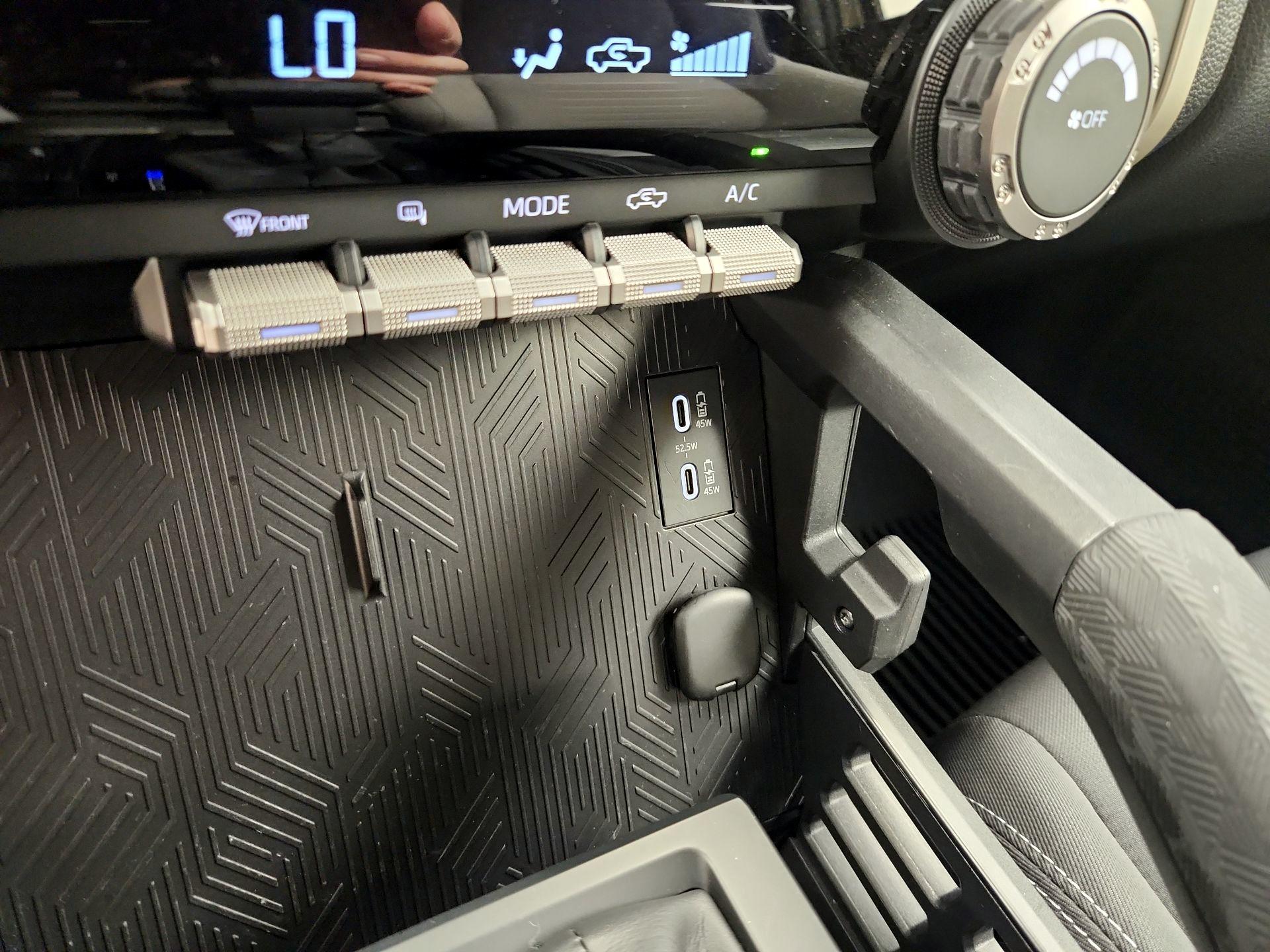 Thumbnail: 2025 Toyota Tacoma - 18