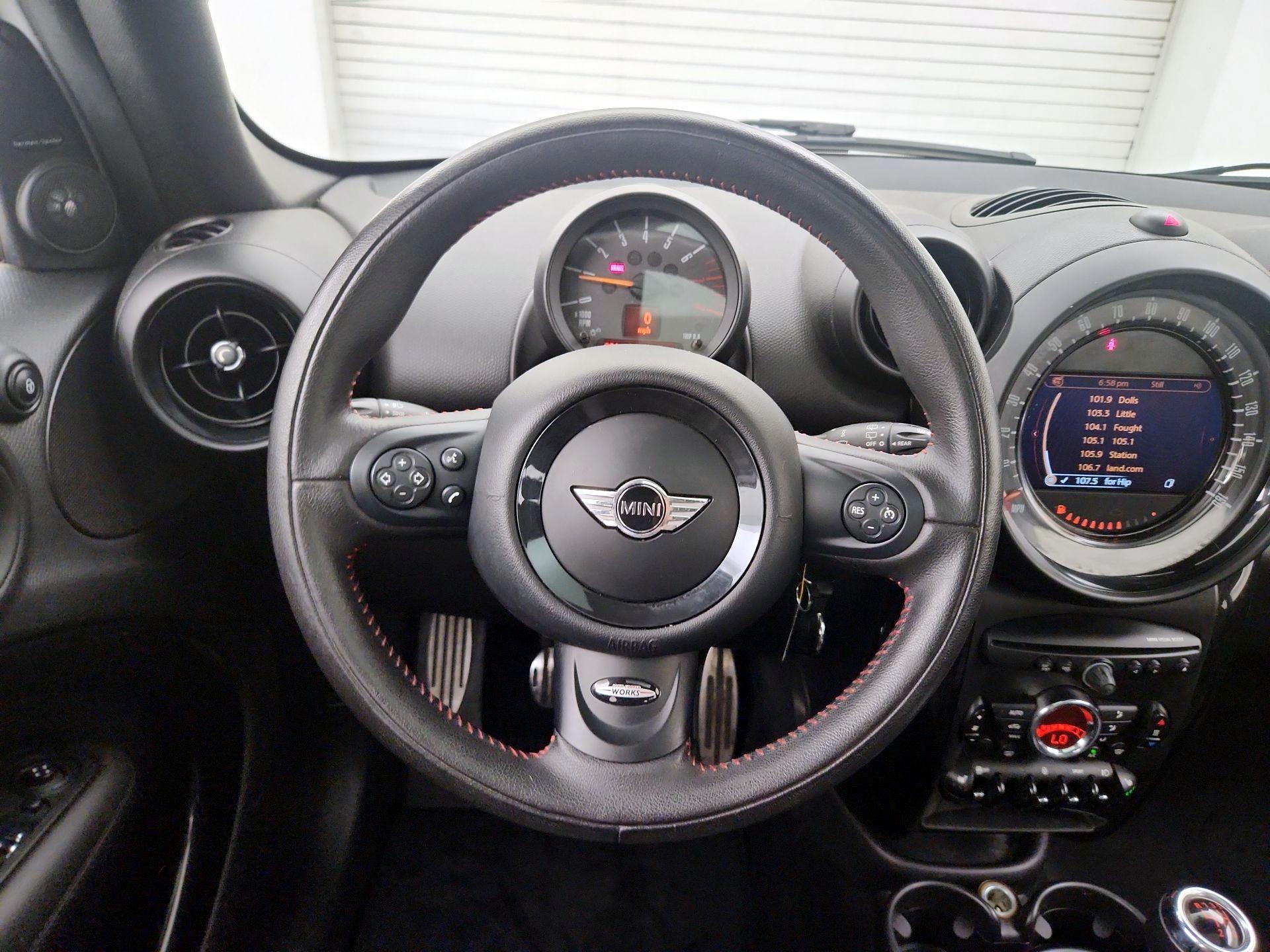 Thumbnail: 2016 MINI Cooper Countryman - 10