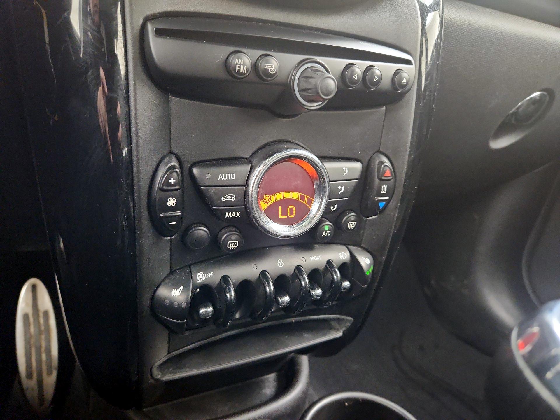 Thumbnail: 2016 MINI Cooper Countryman - 14