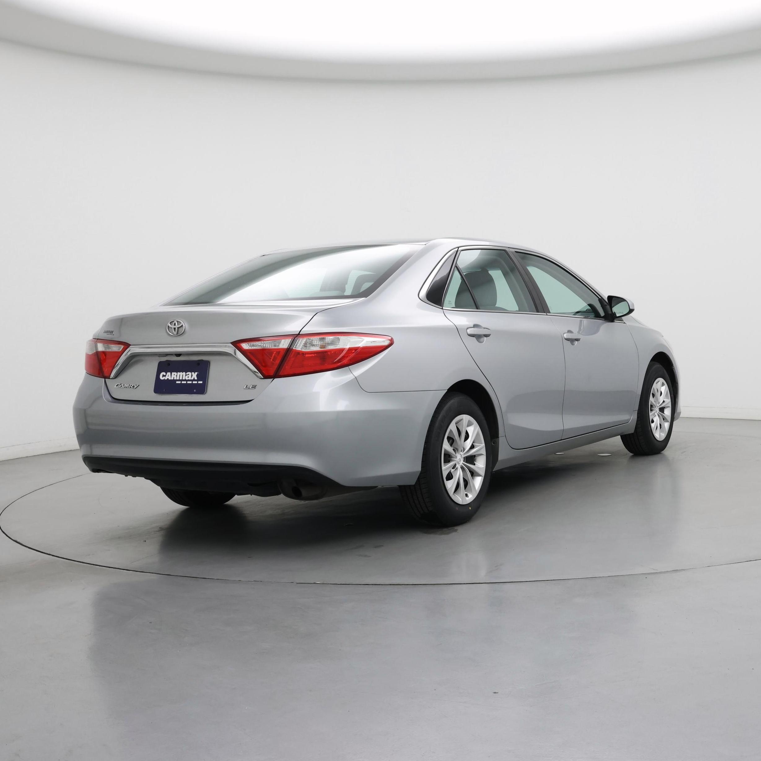 Thumbnail: 2015 Toyota Camry - 8
